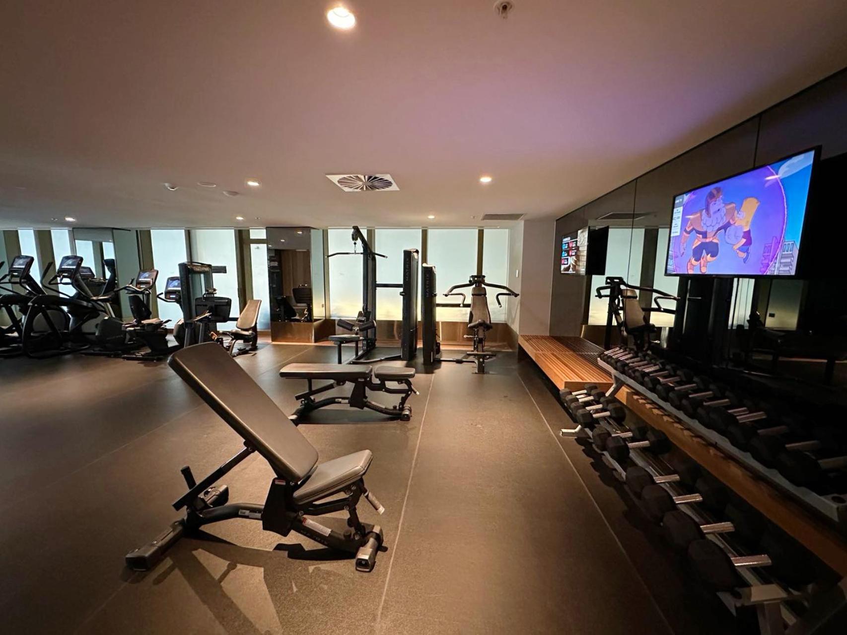 Melbourne CBD Apt with Free Car Park Ocean View