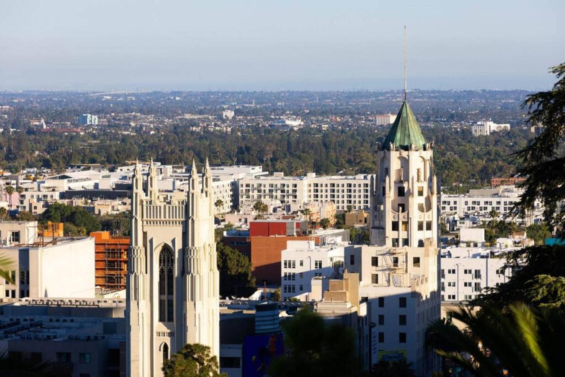 Hollywood Hideaway