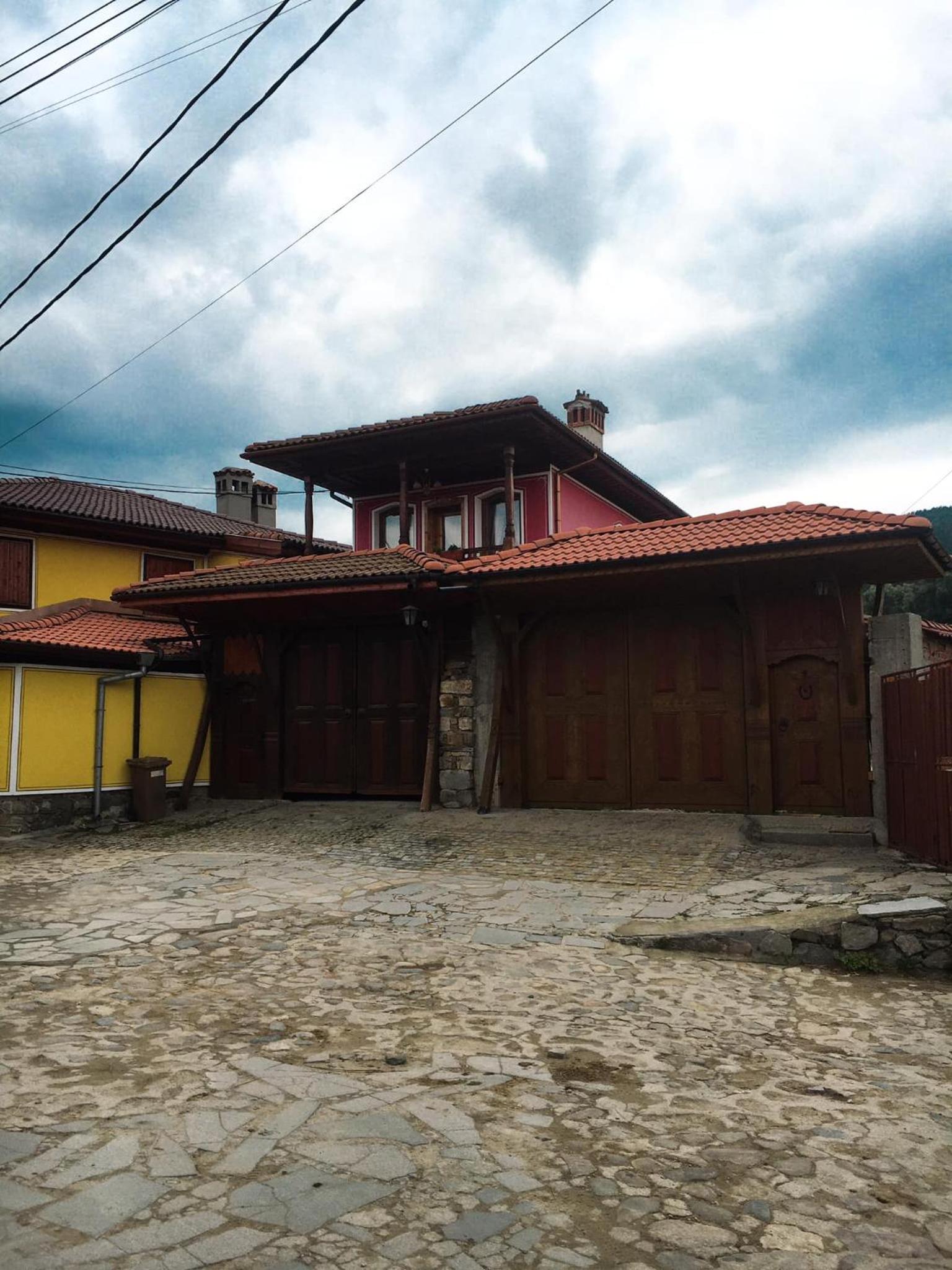 Стаи за гости Бащино огнище