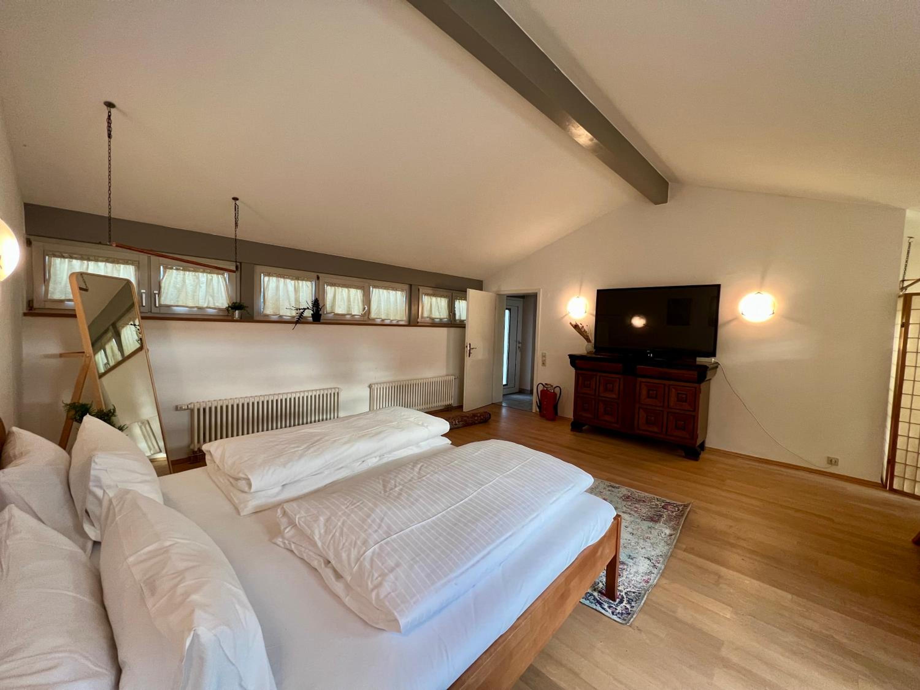 Ferienwohnung Müllheim - mit Garten und Wintergarten