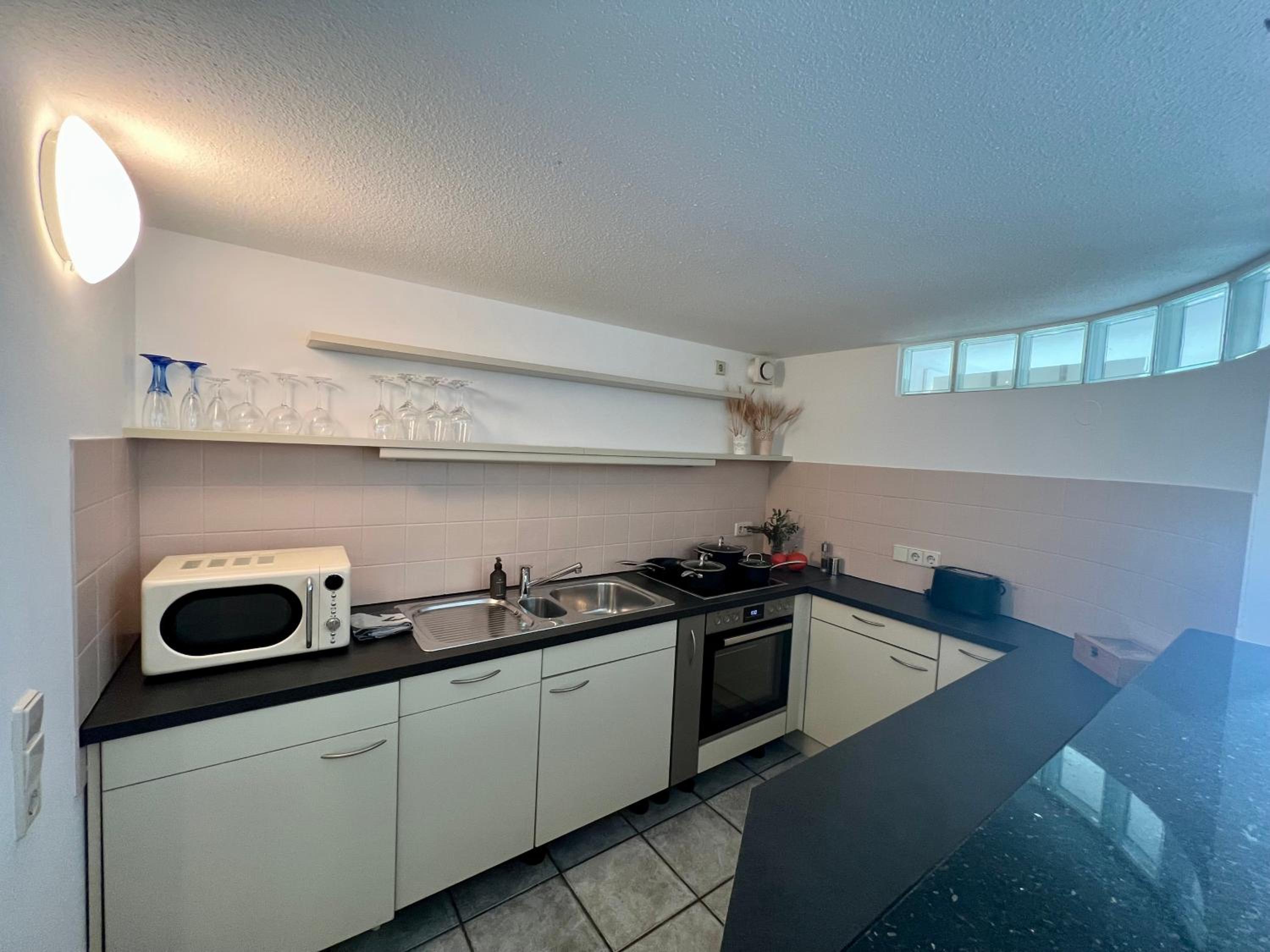 Ferienwohnung Müllheim - mit Garten und Wintergarten