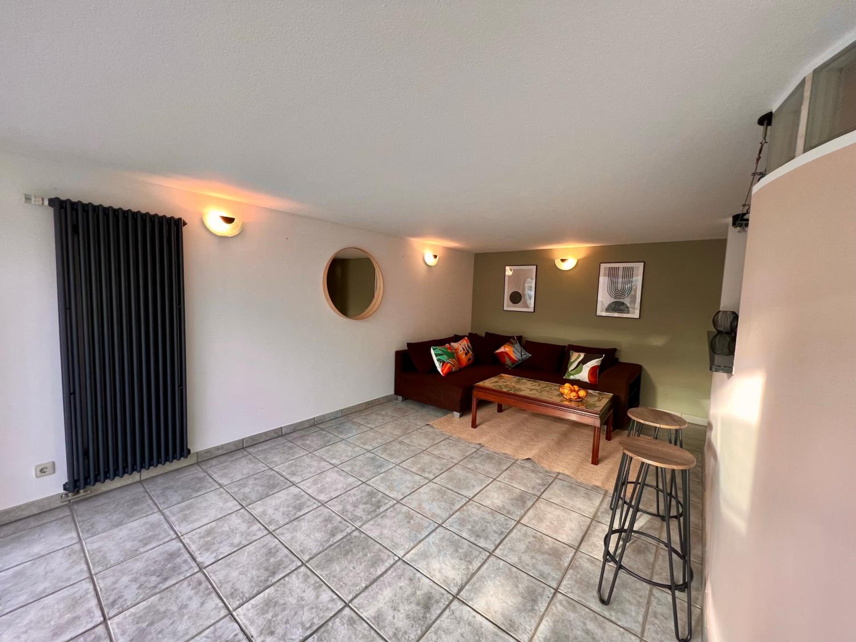 Ferienwohnung Müllheim - mit Garten und Wintergarten
