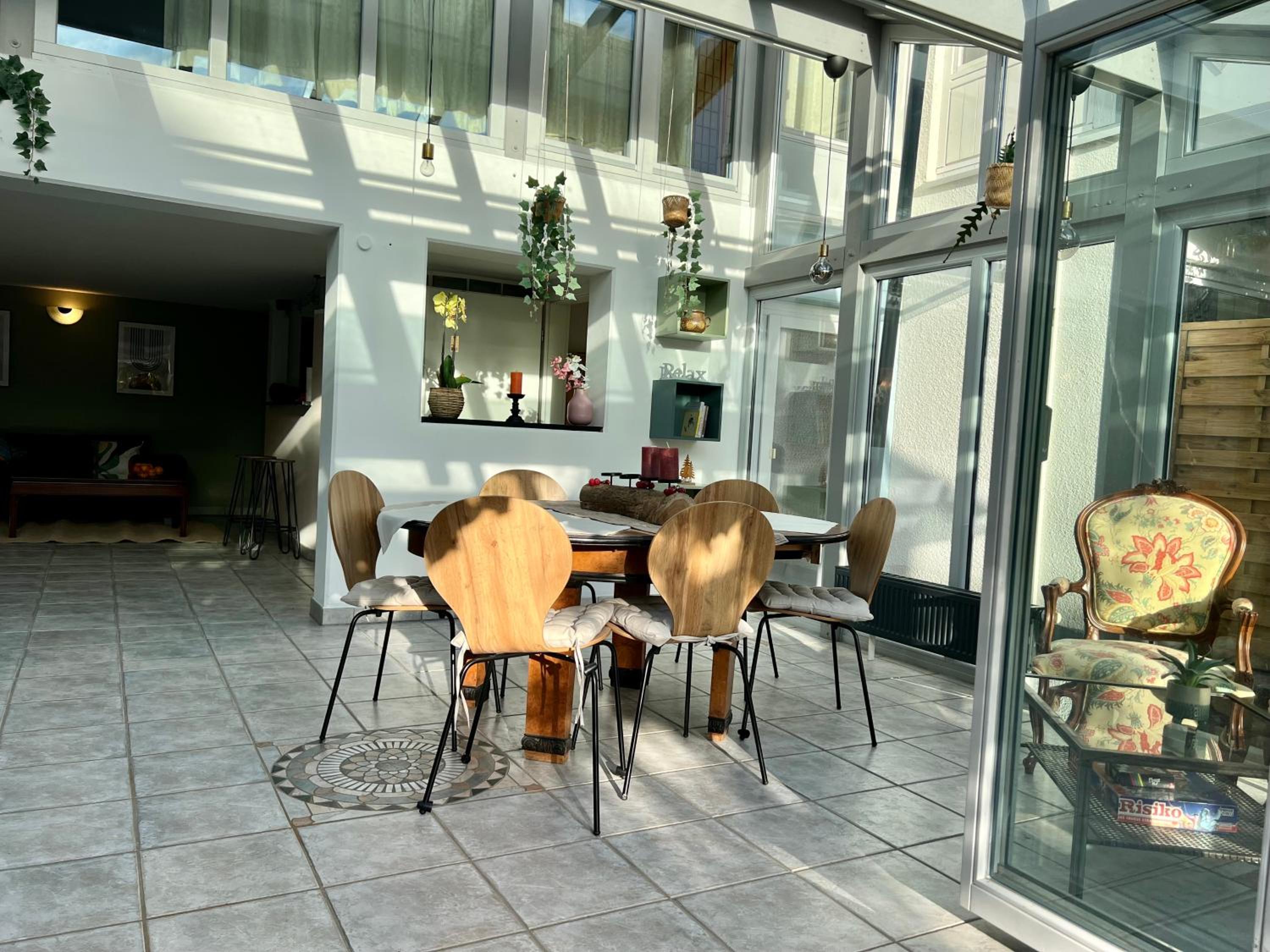 Ferienwohnung Müllheim - mit Garten und Wintergarten