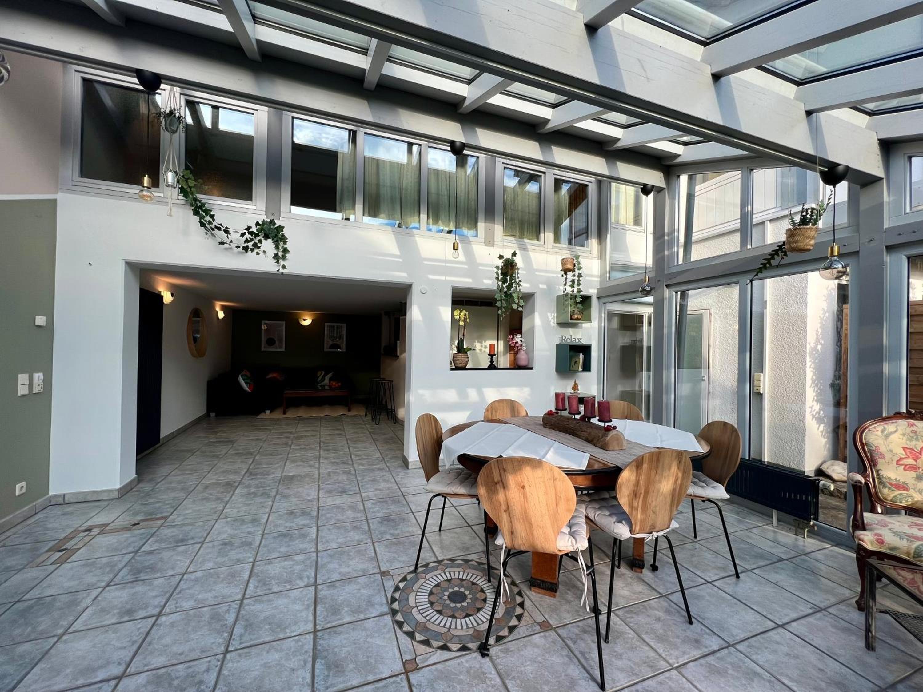 Ferienwohnung Müllheim - mit Garten und Wintergarten