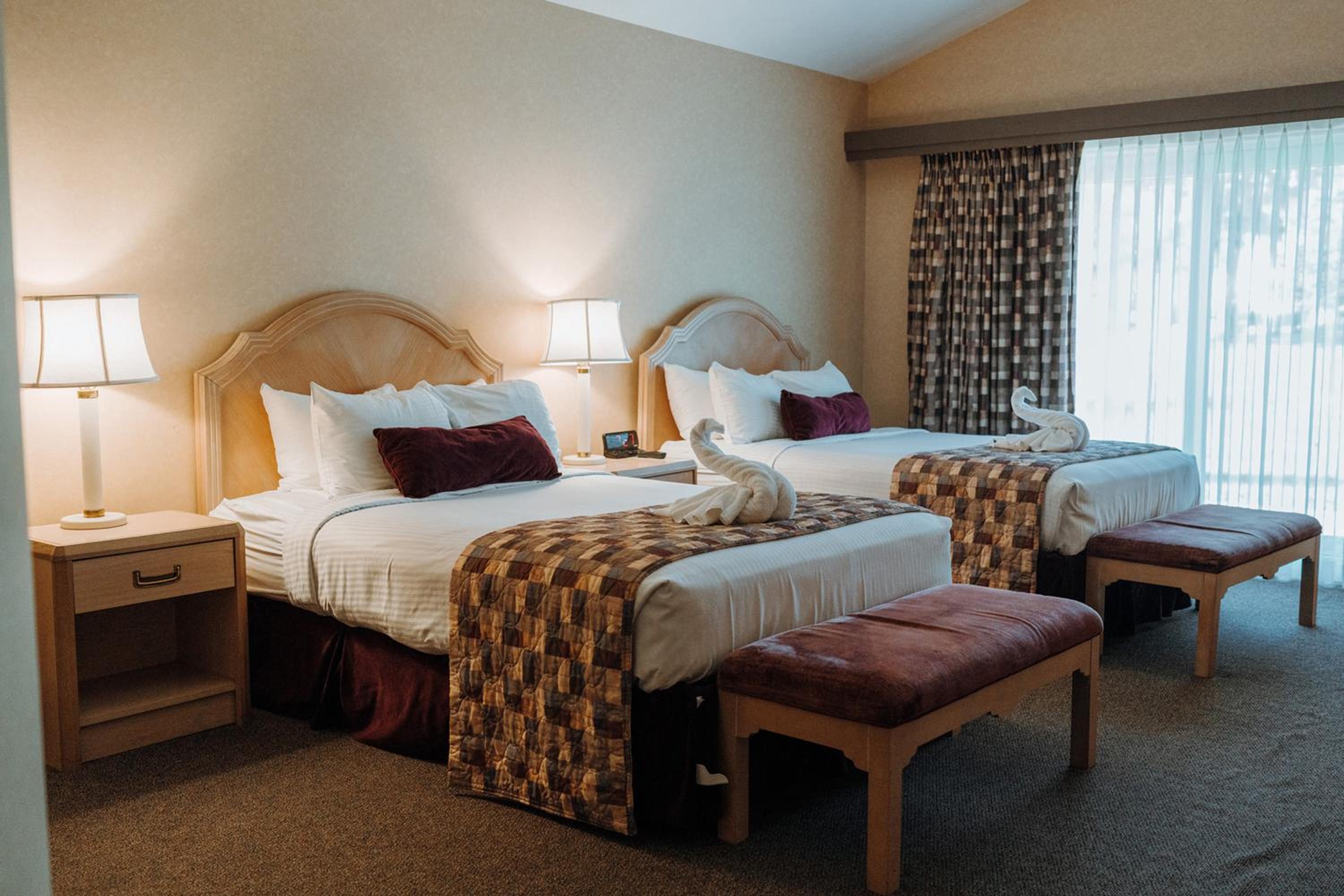 Skaneateles Suites