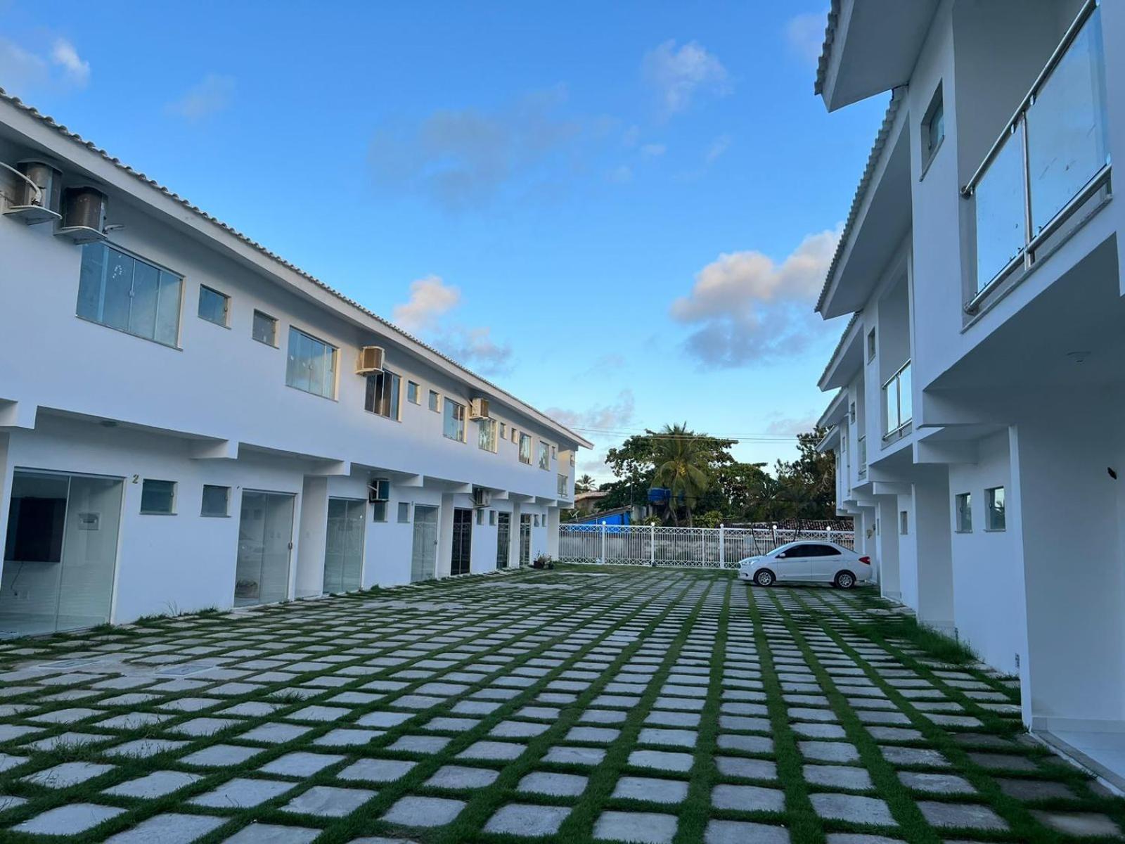 Casa para temporada 50m da praia em Condomínio 2 Suítes Ar Wi-Fi Rápida Ideal para Família