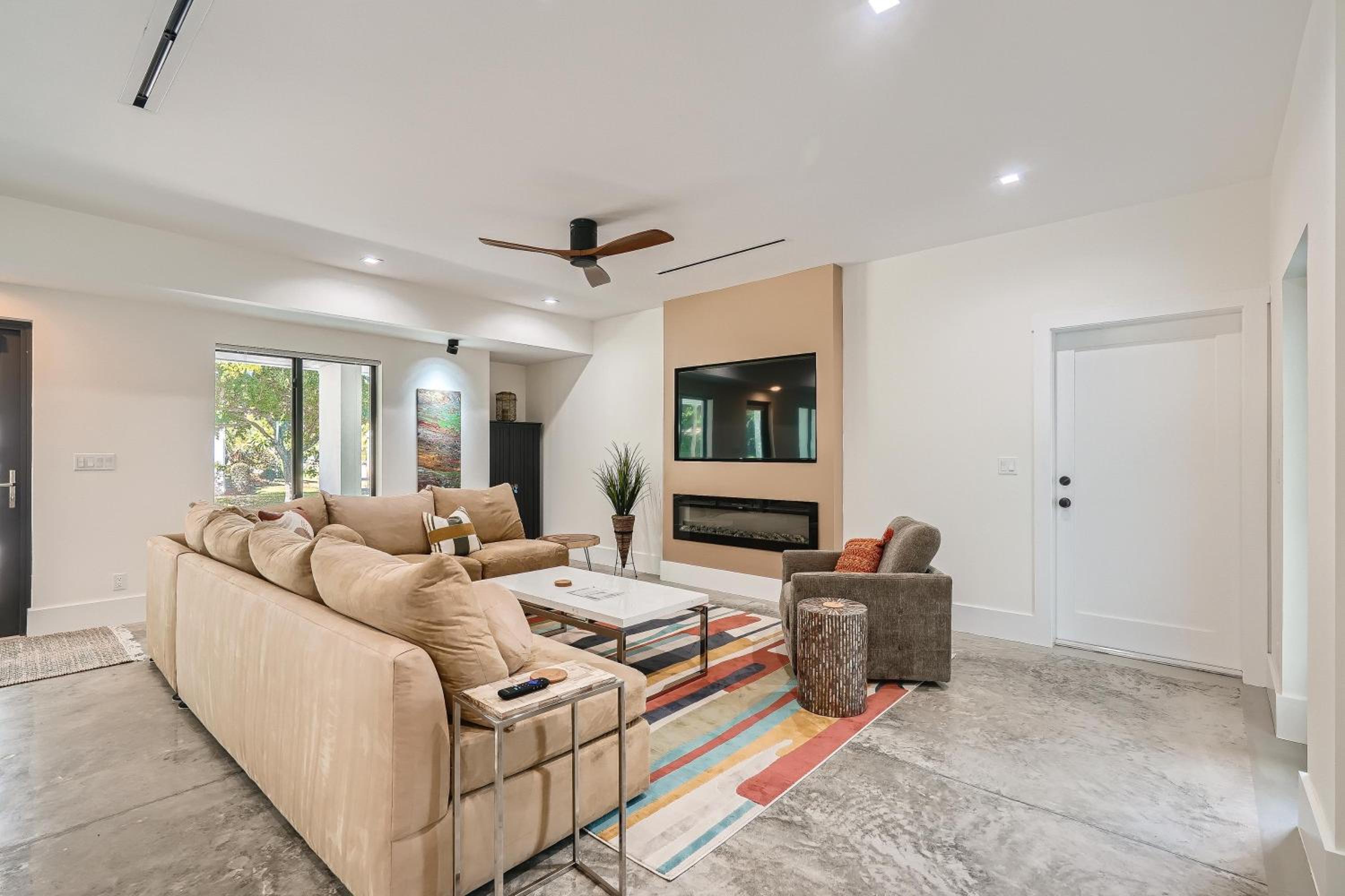 Villa Vogue - Designer Finishes Meet Open Living in Sunshine Park