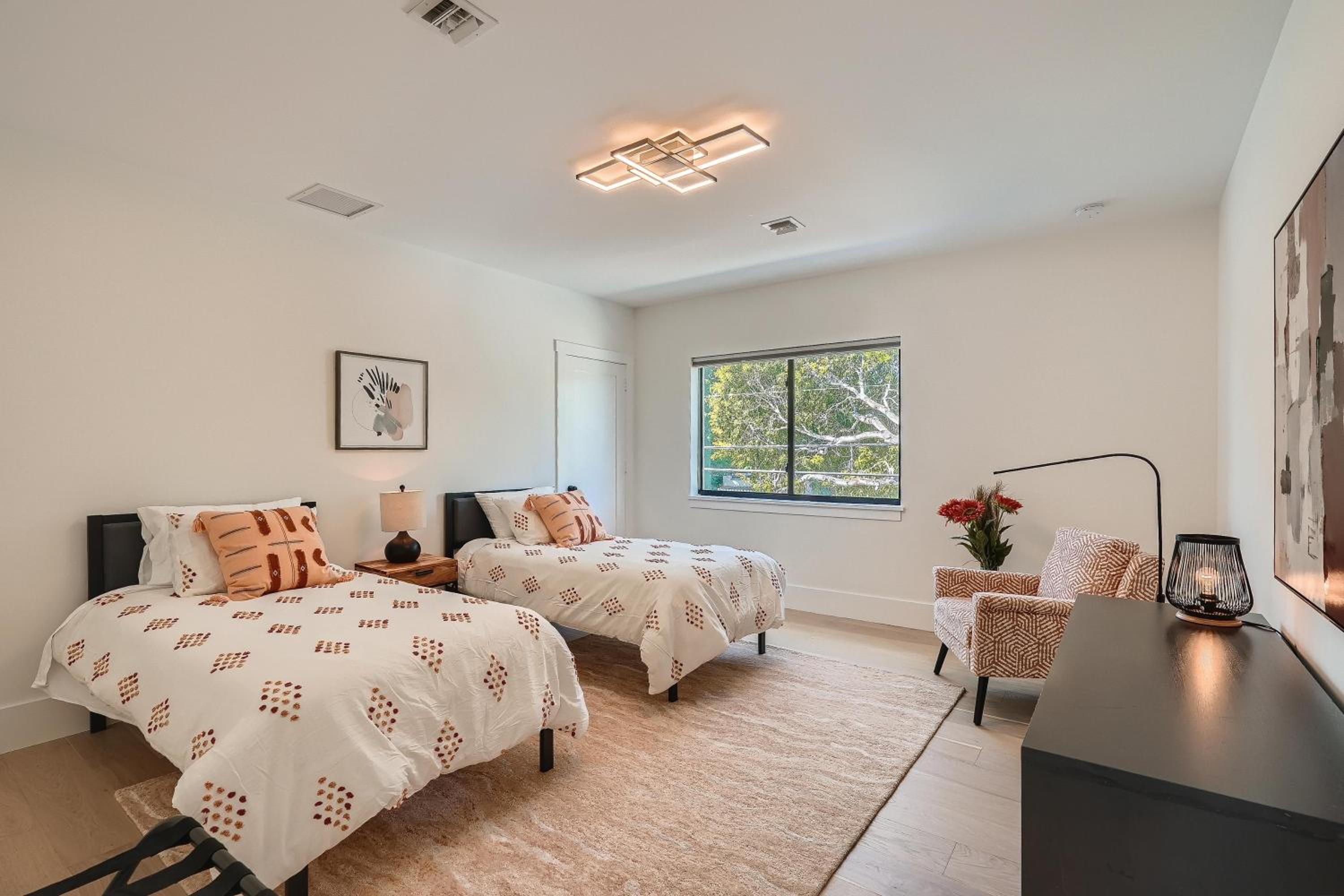 Villa Vogue - Designer Finishes Meet Open Living in Sunshine Park