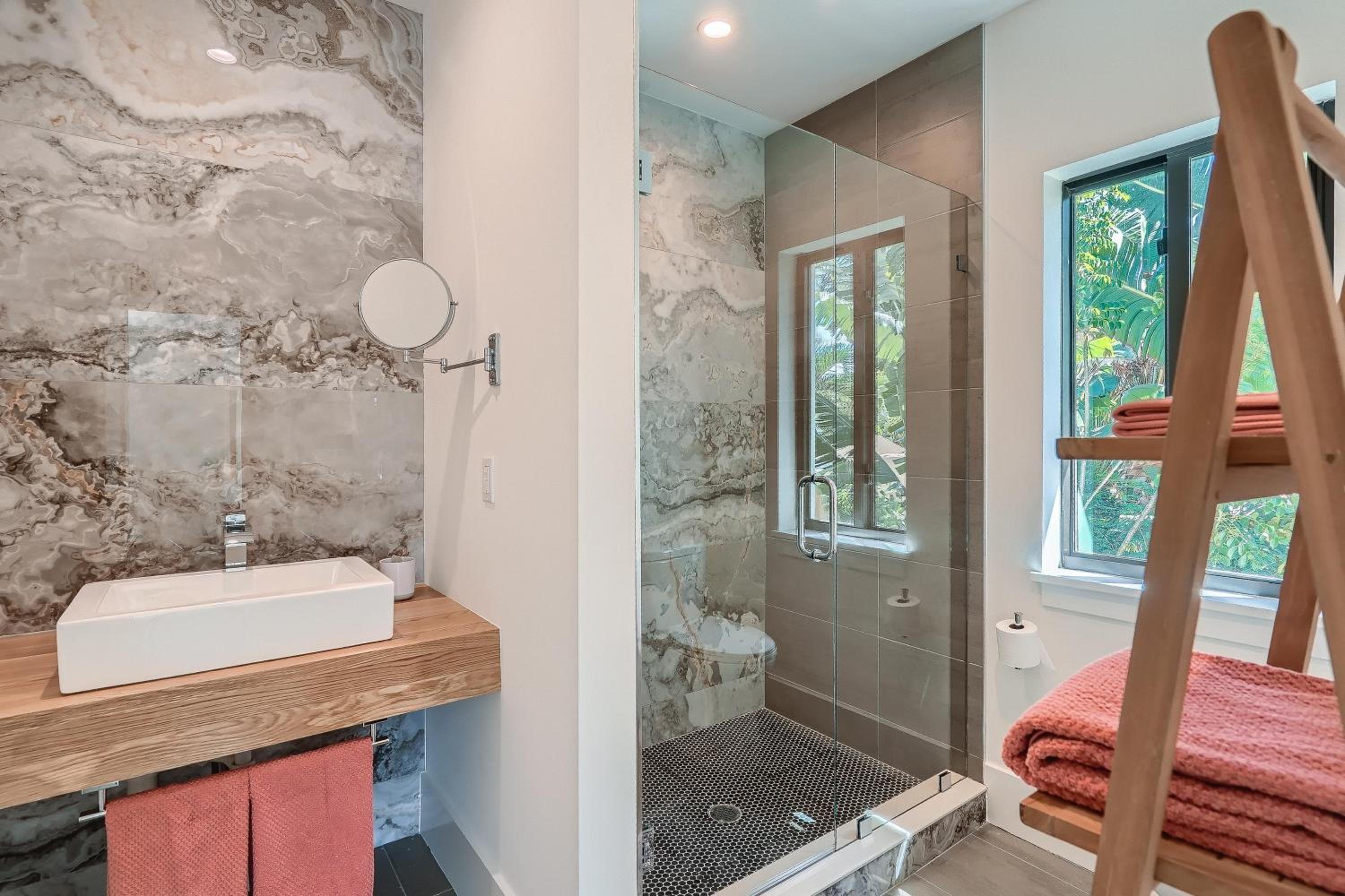 Villa Vogue - Designer Finishes Meet Open Living in Sunshine Park