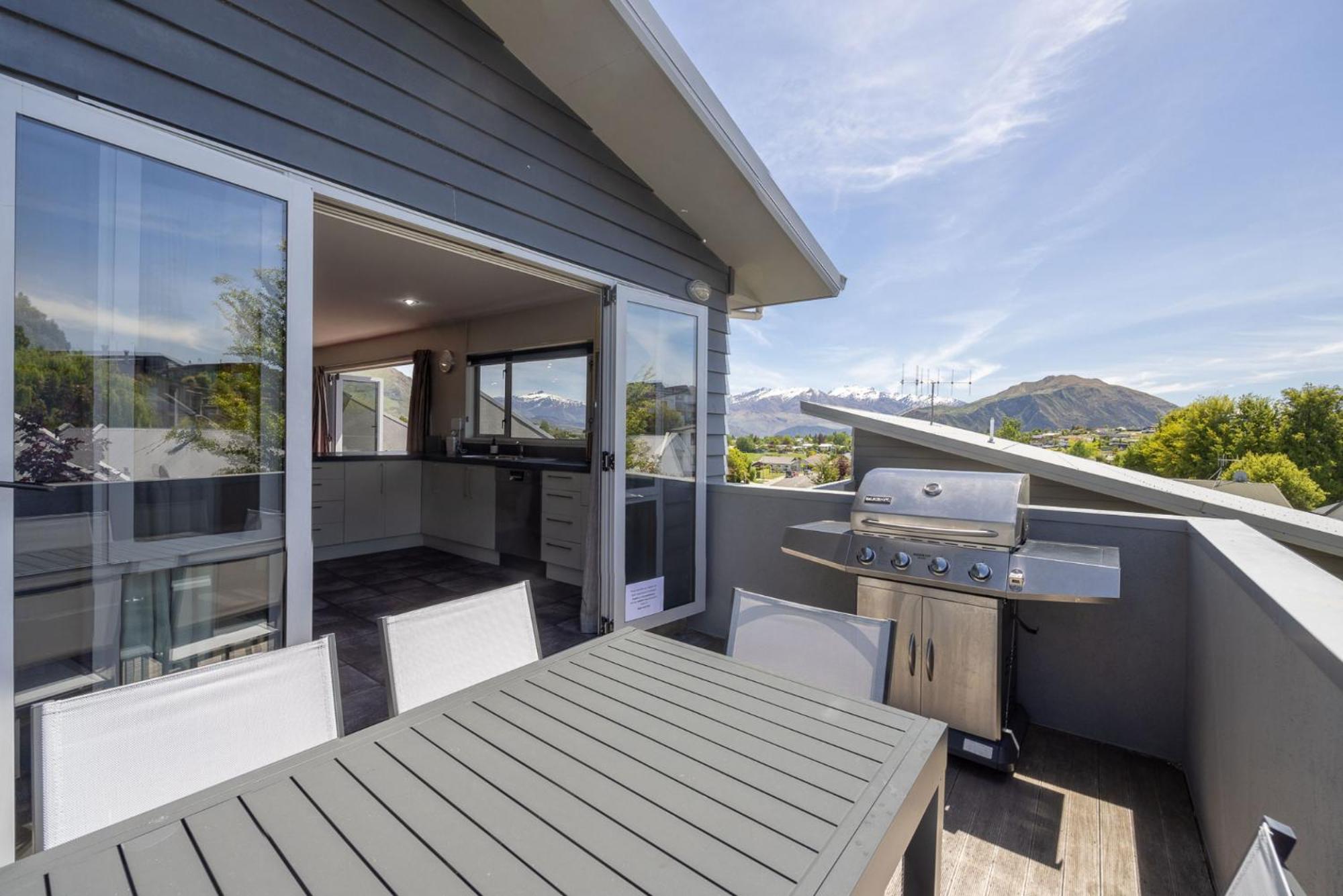 Wanaka Views on King view 2