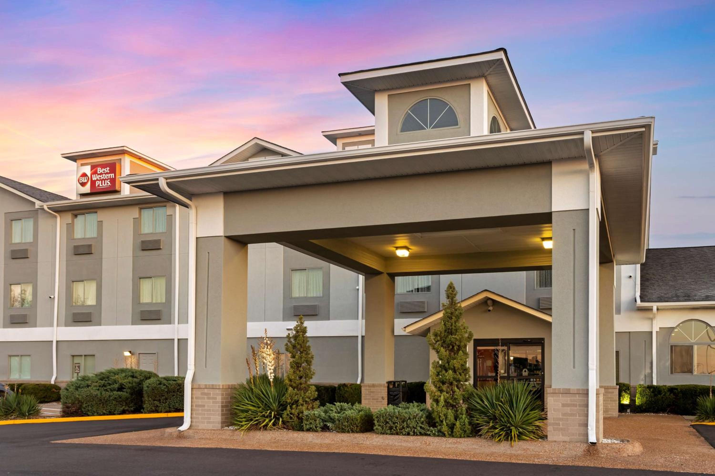 Searcy Vacations - Best Western Plus Searcy Inn - Property Image 10