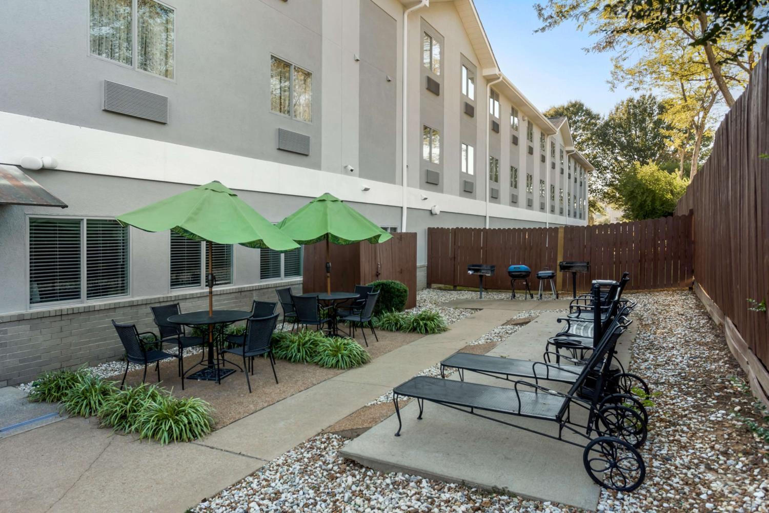 Searcy Vacations - Best Western Plus Searcy Inn - Property Image 9