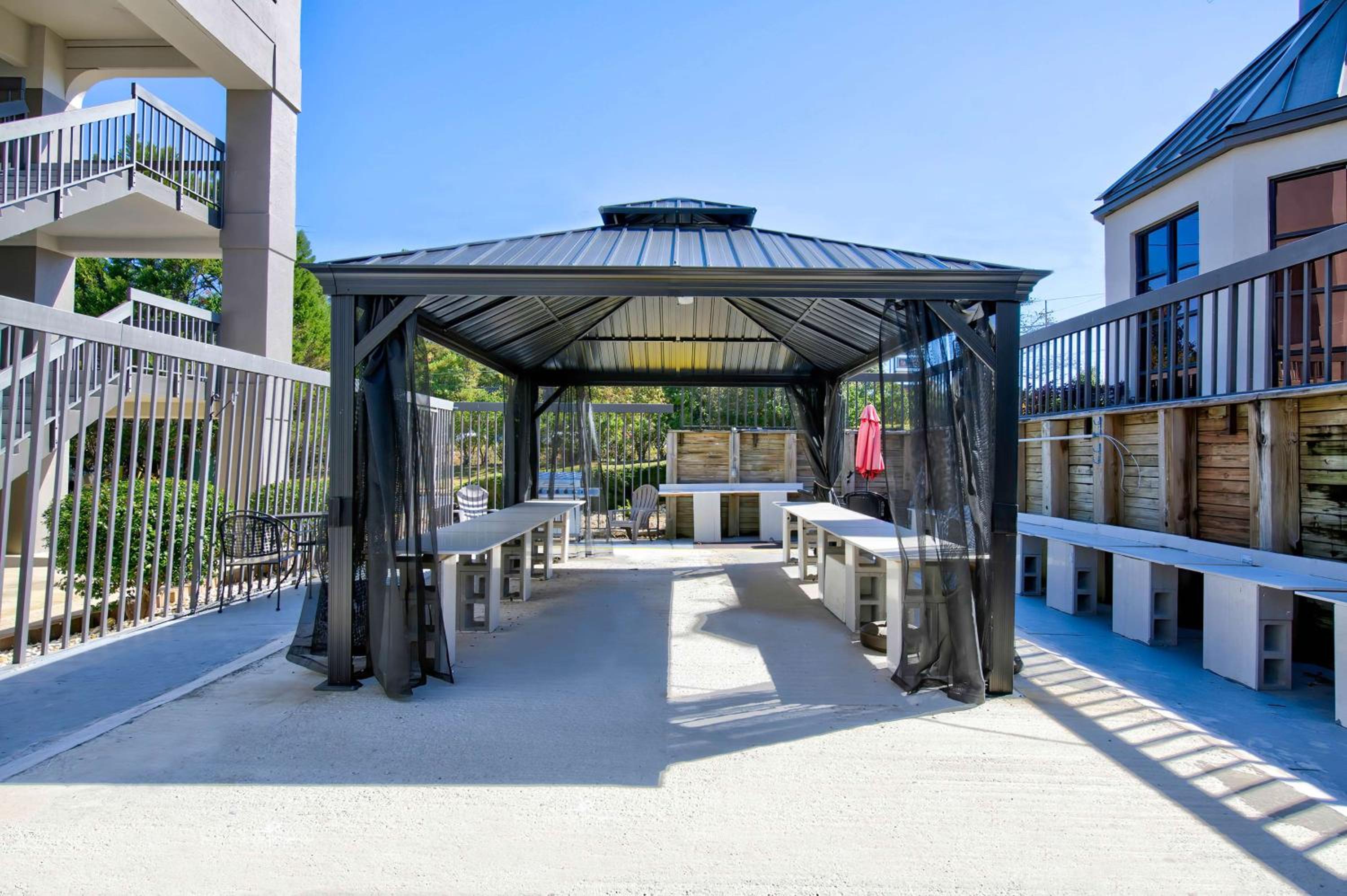 Birmingham Vacations - Motel 6 Birmingham, AL - Medical Center - Property Image 2