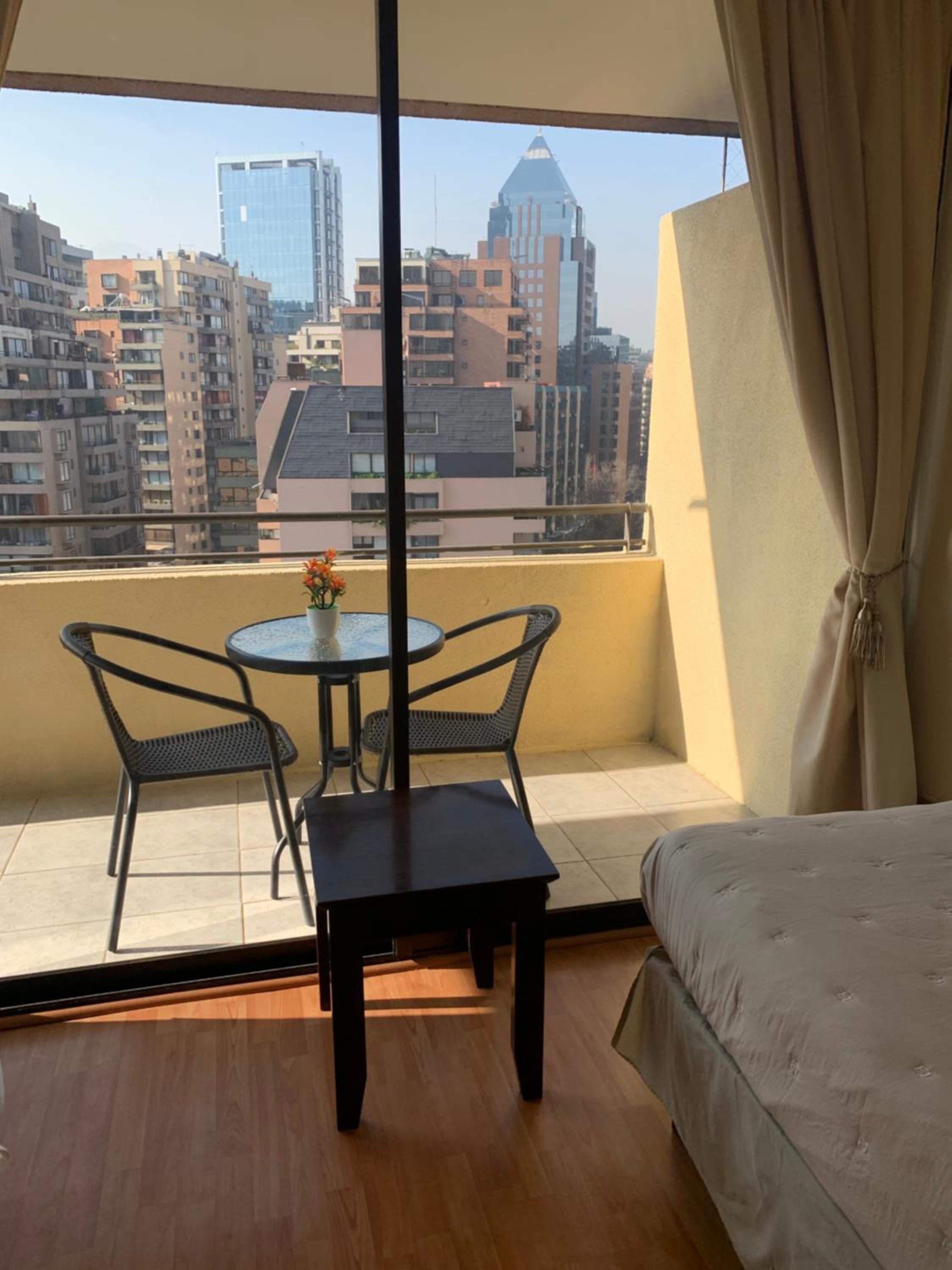 CentriK Location Apartments Encomenderos 200