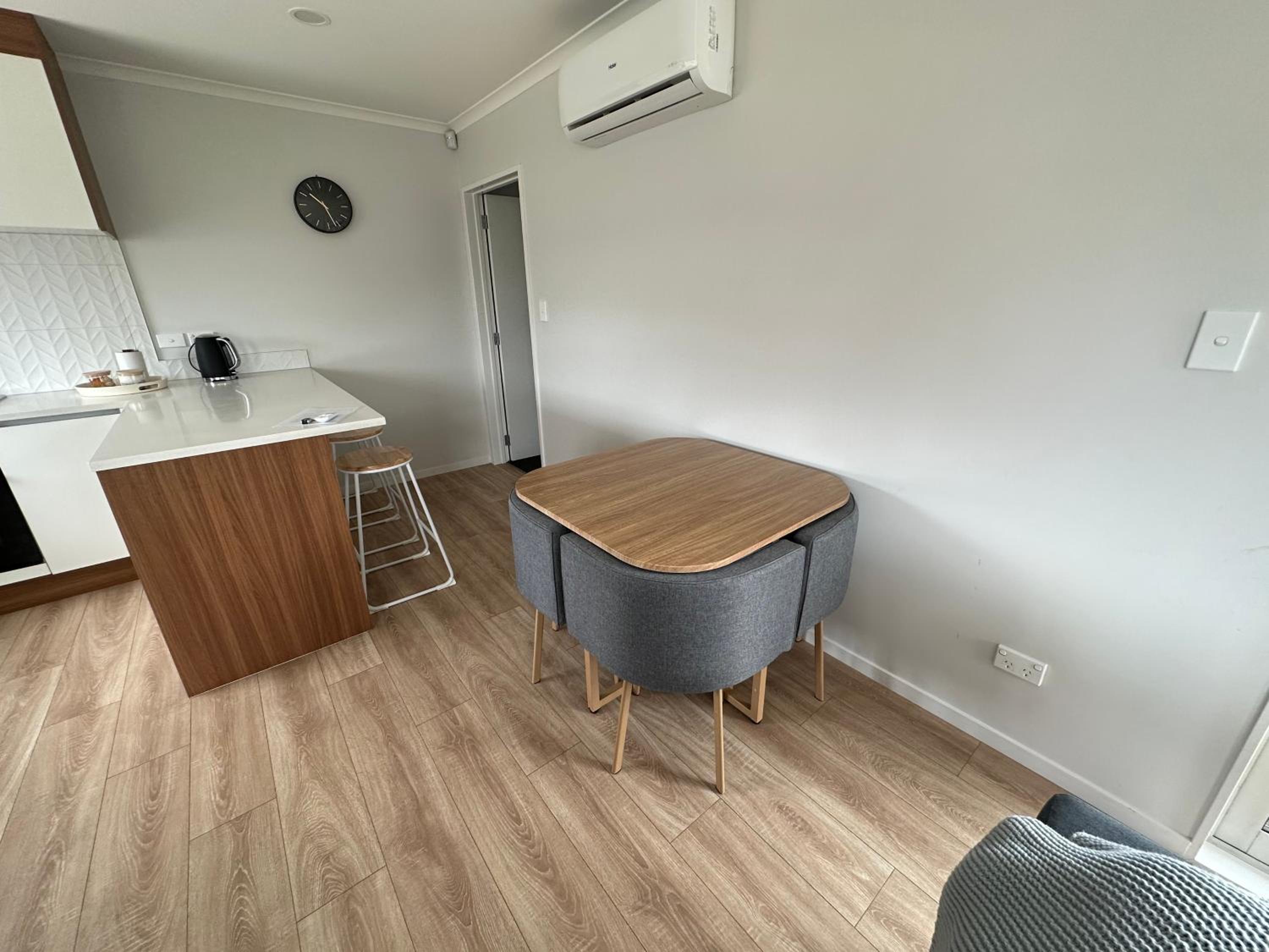 Cosy Self Contained 2 Bedroom Townhouse view 4