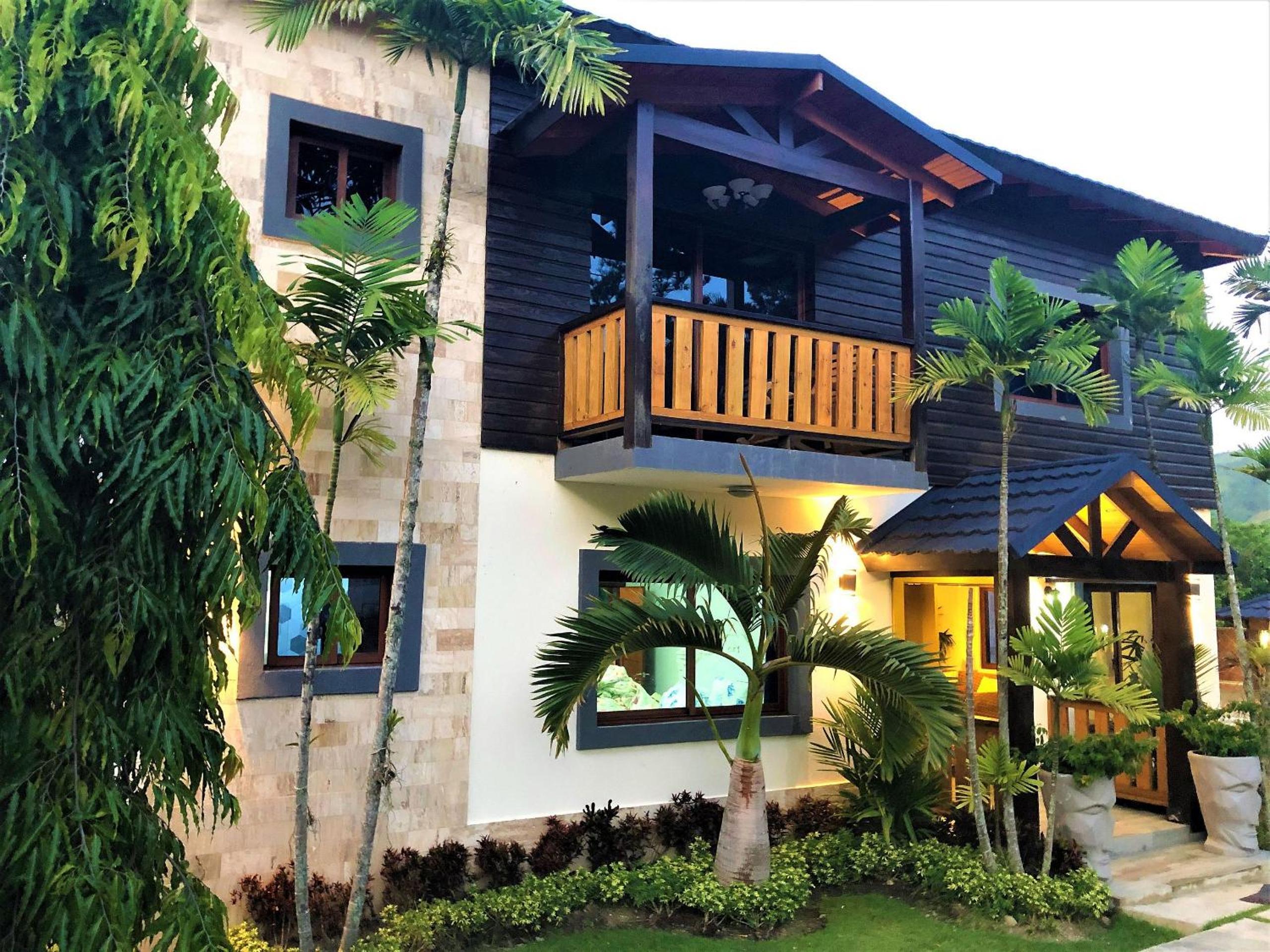 Villa Mi Patio By Hospedify - Hermosa villa con mesa de billar y río cristalino a 3 min Un pequeño paraíso en Jarabacoa view 2