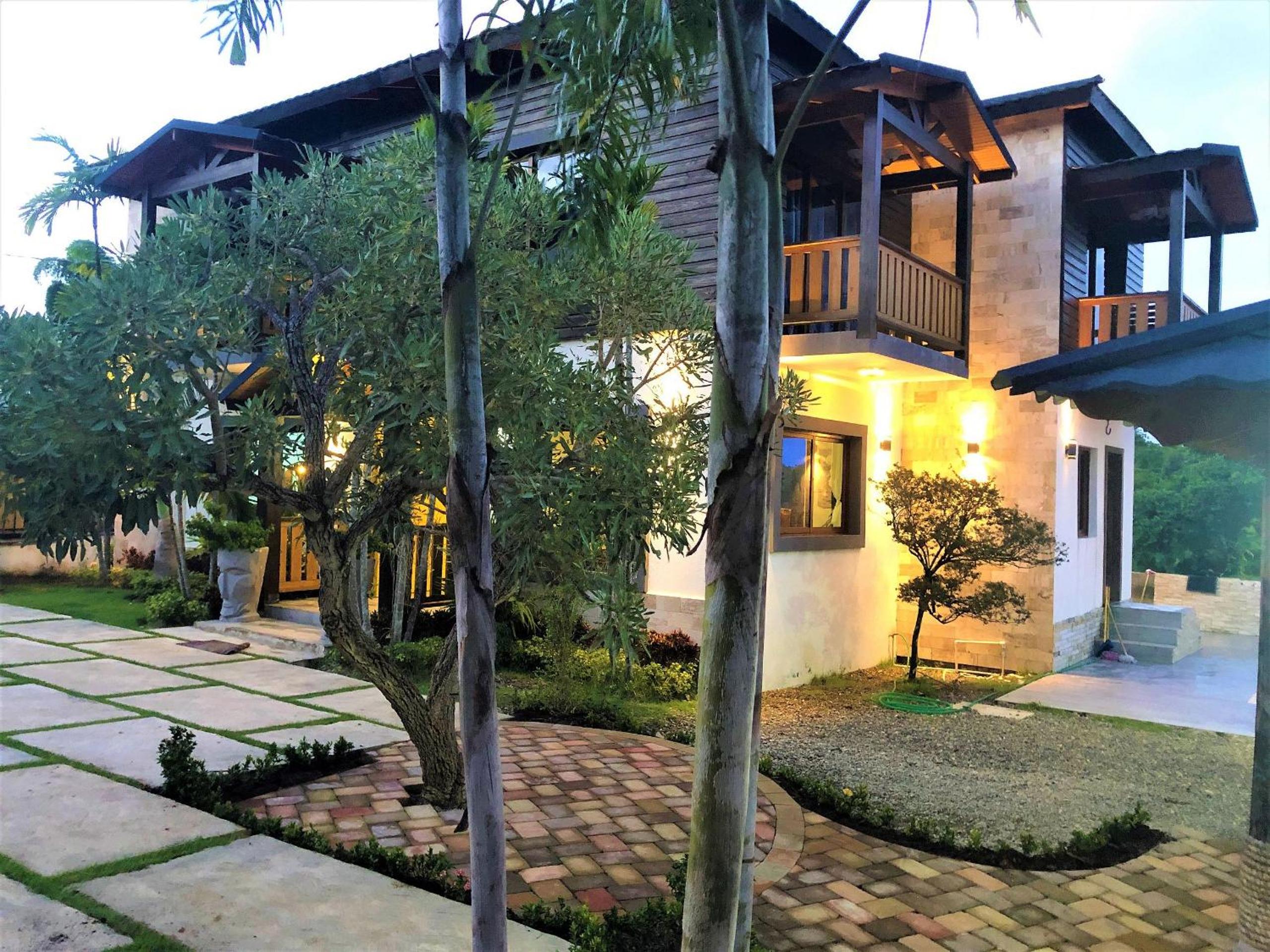 Villa Mi Patio By Hospedify - Hermosa villa con mesa de billar y río cristalino a 3 min Un pequeño paraíso en Jarabacoa view 3