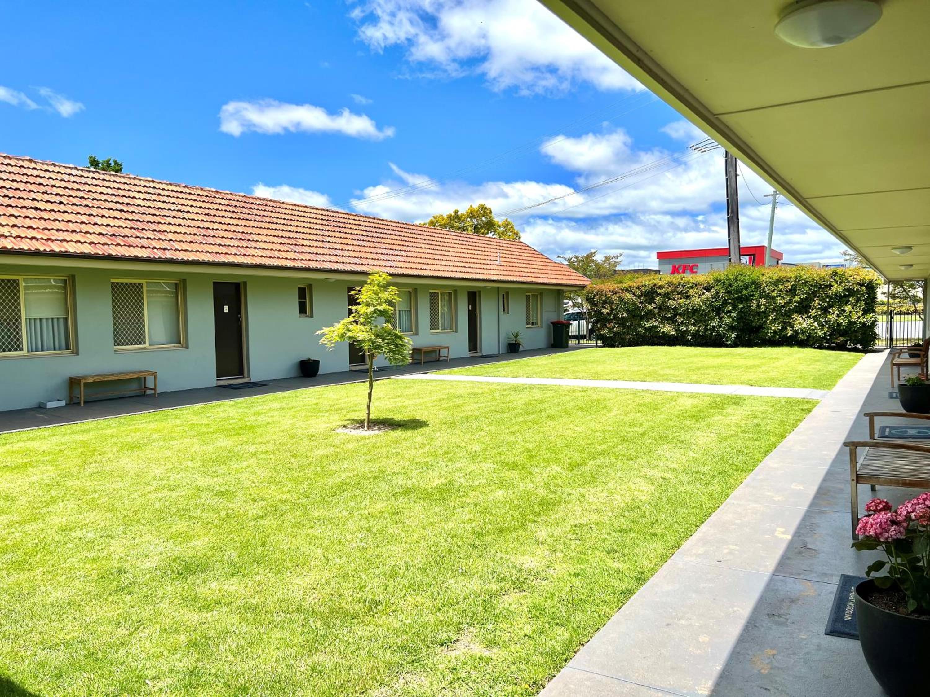 Bathurst Motor Inn