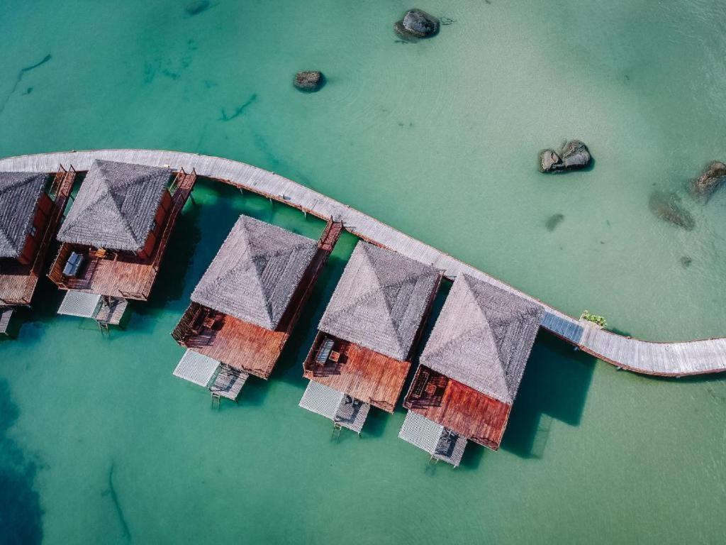 Rocks Beach Boutique