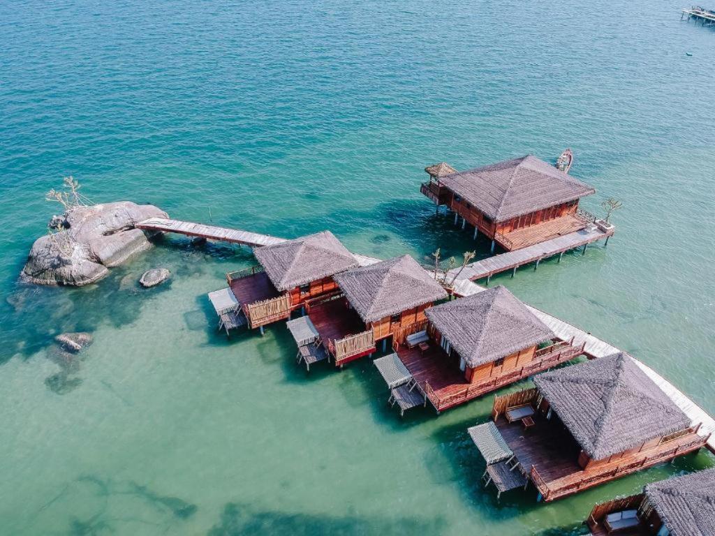 Rocks Beach Boutique