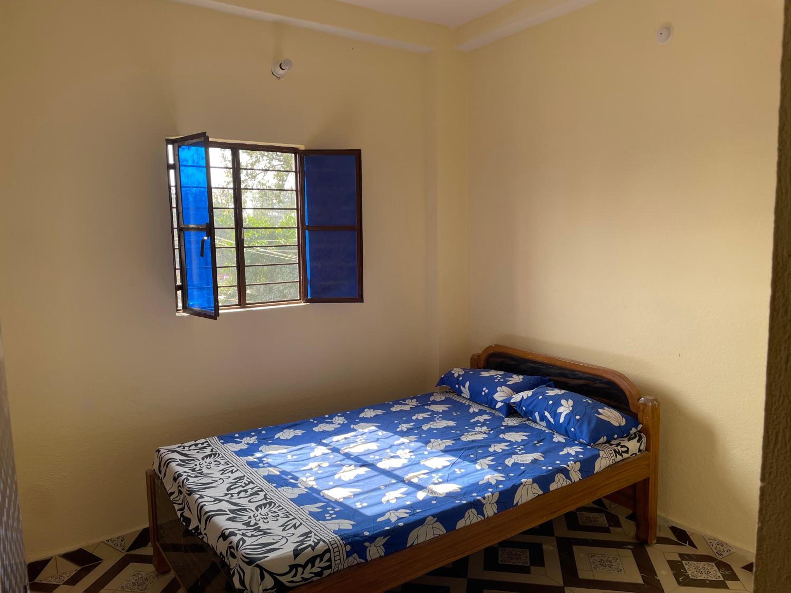 Shubham guest house