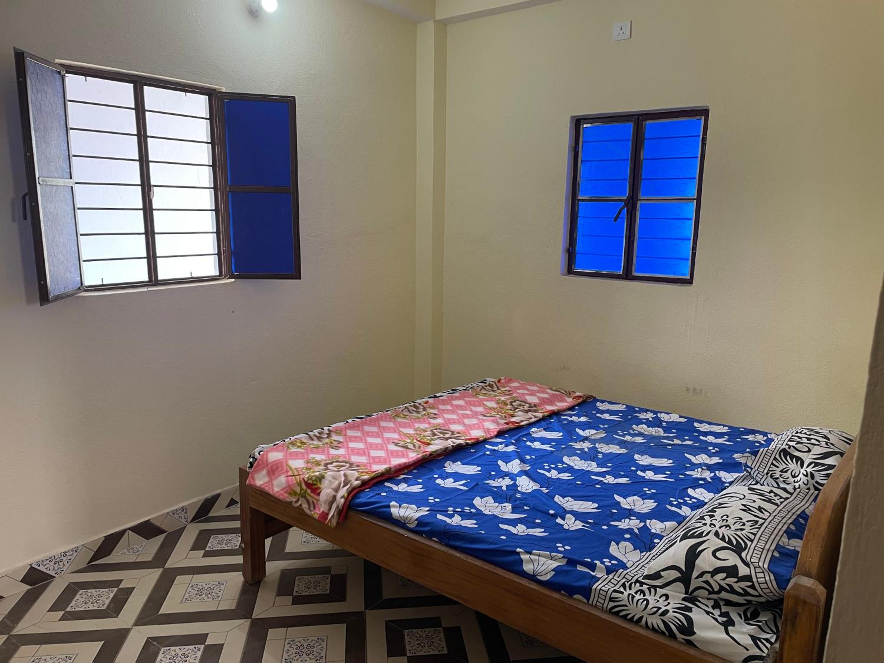 Shubham guest house