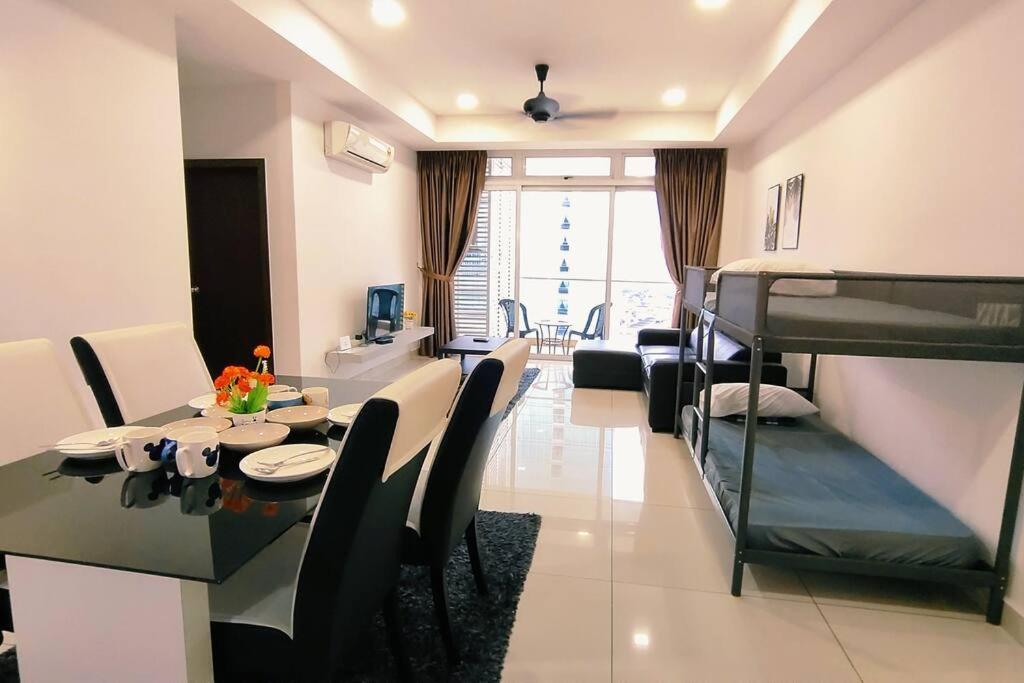 KSL City Mall D'Esplanade Apt 10min to CIQ, near to Legoland
