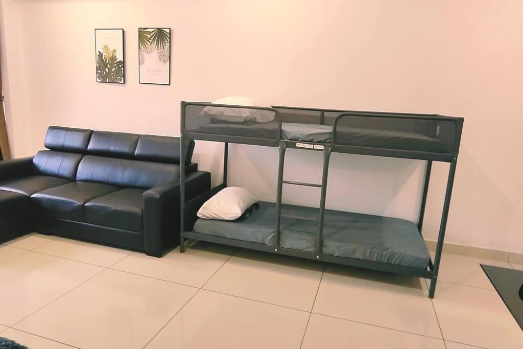 KSL City Mall D'Esplanade Apt 10min to CIQ, near to Legoland
