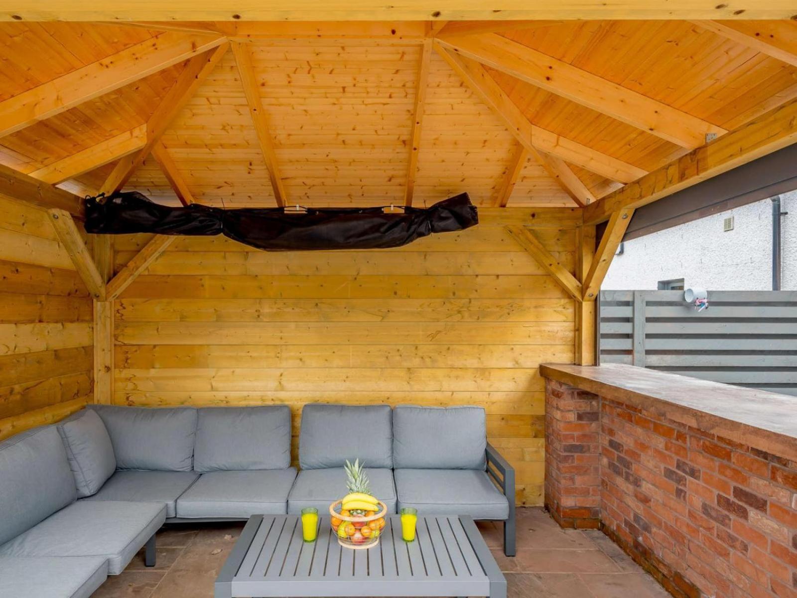 Westertonhill Holiday Lodges - Private Hot Tub Hire Available
