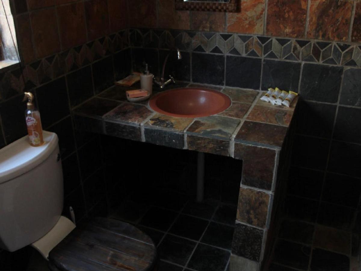 Photo 33
