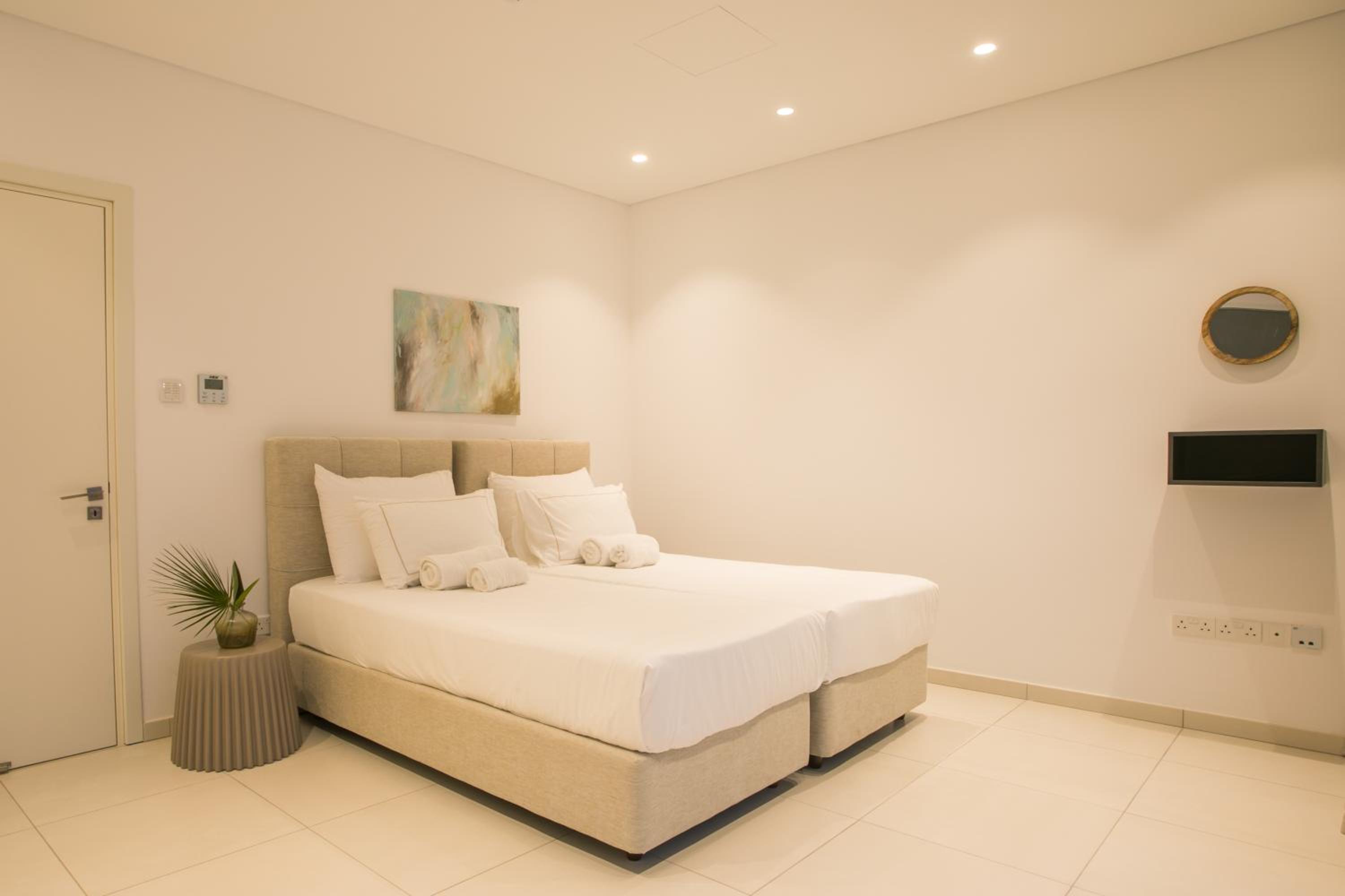 Cove Seaview Villas - Nautica