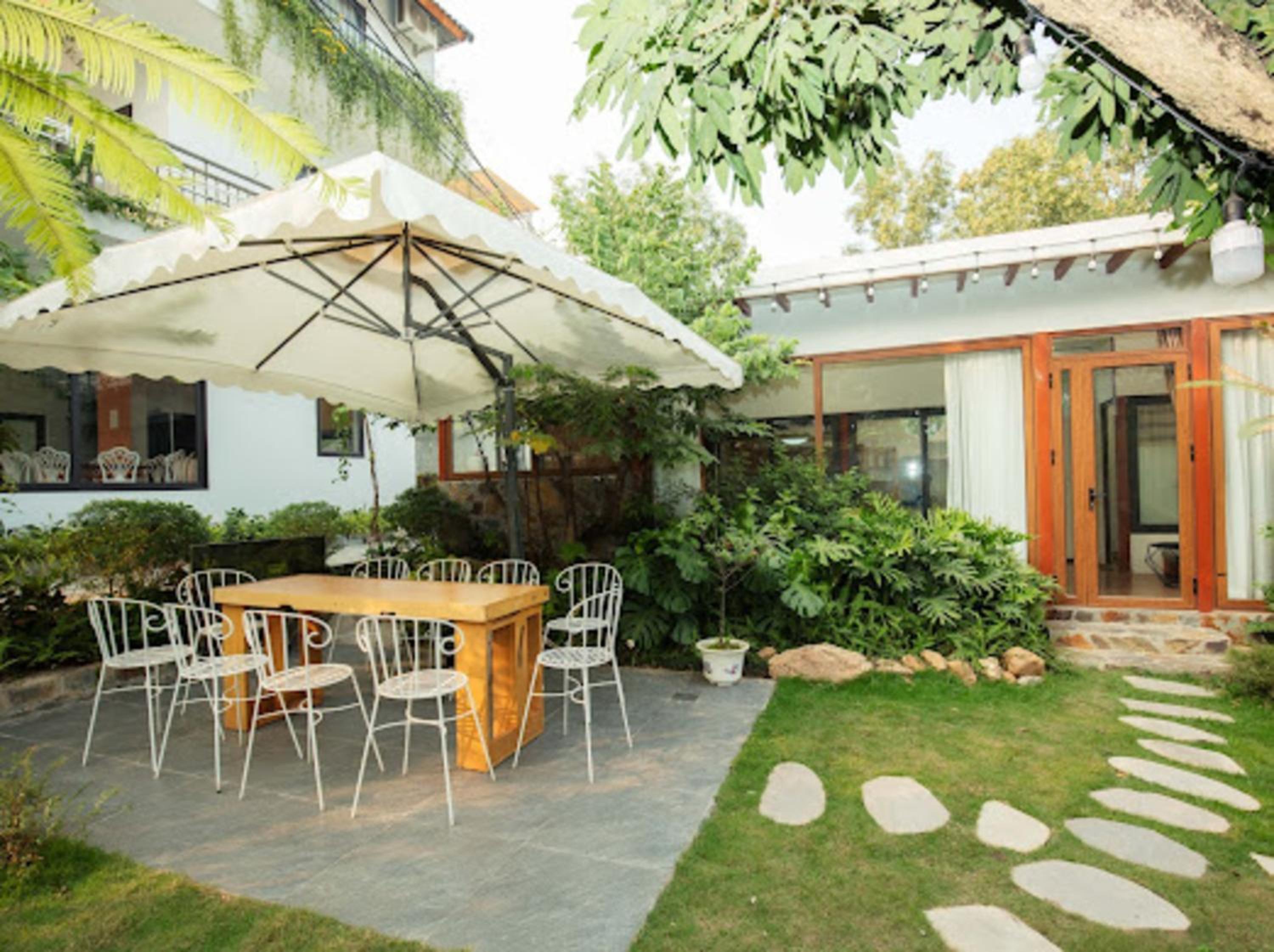 Vianrockhill homestay - Venuestay view 2