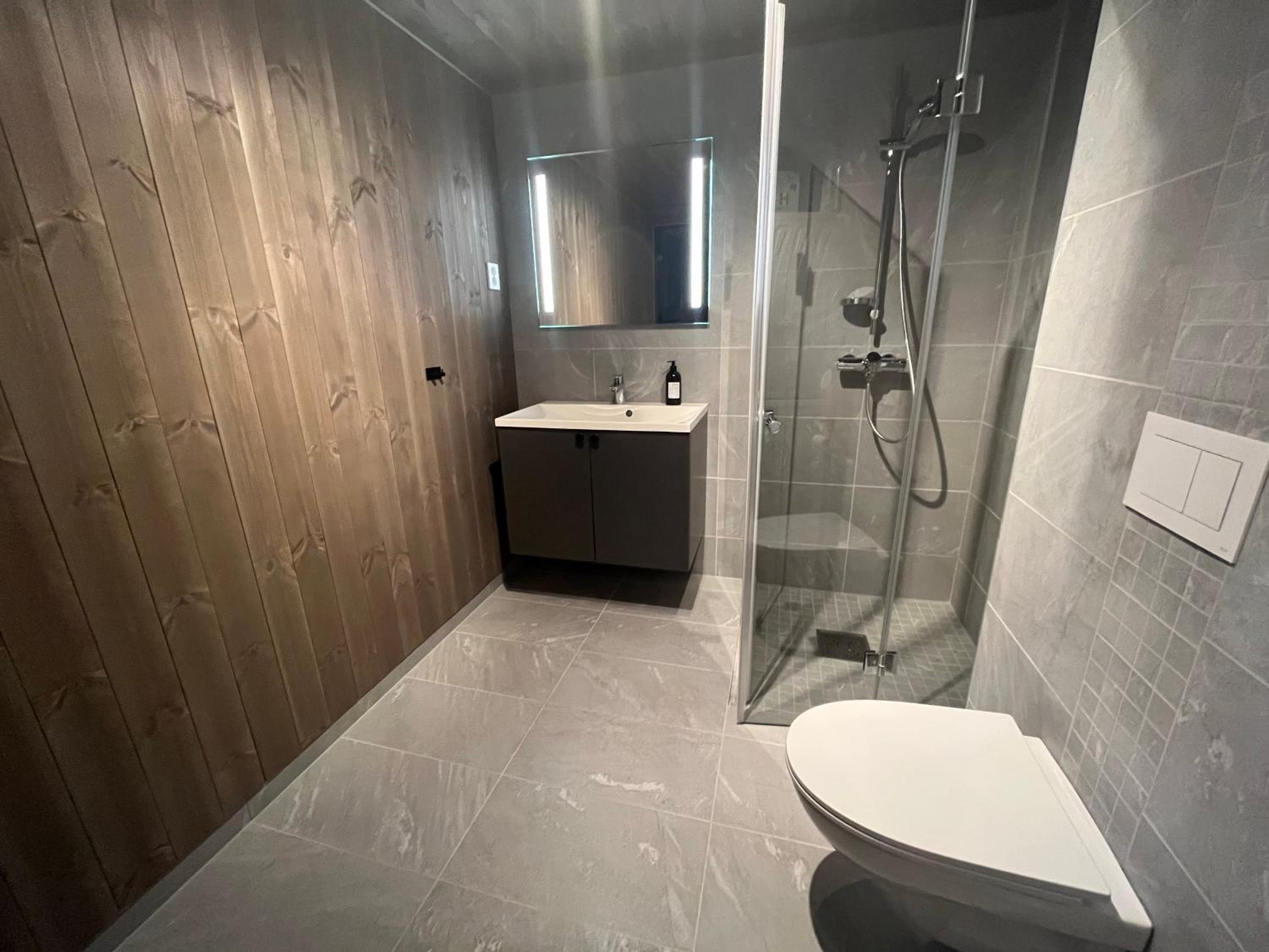 New and stylish apartment central in Geilo view 5