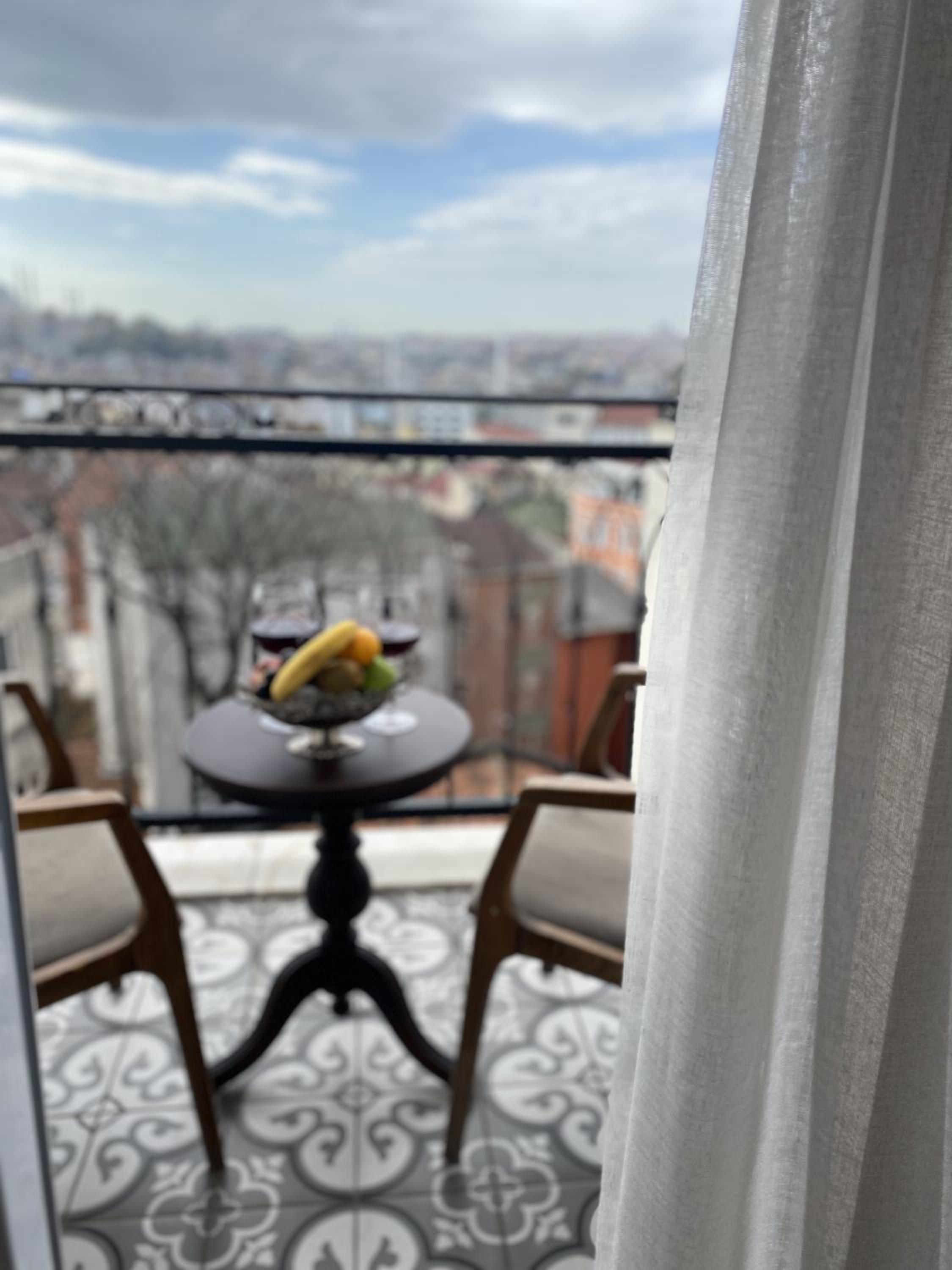 Meroddi La Porta Otel - Image 13