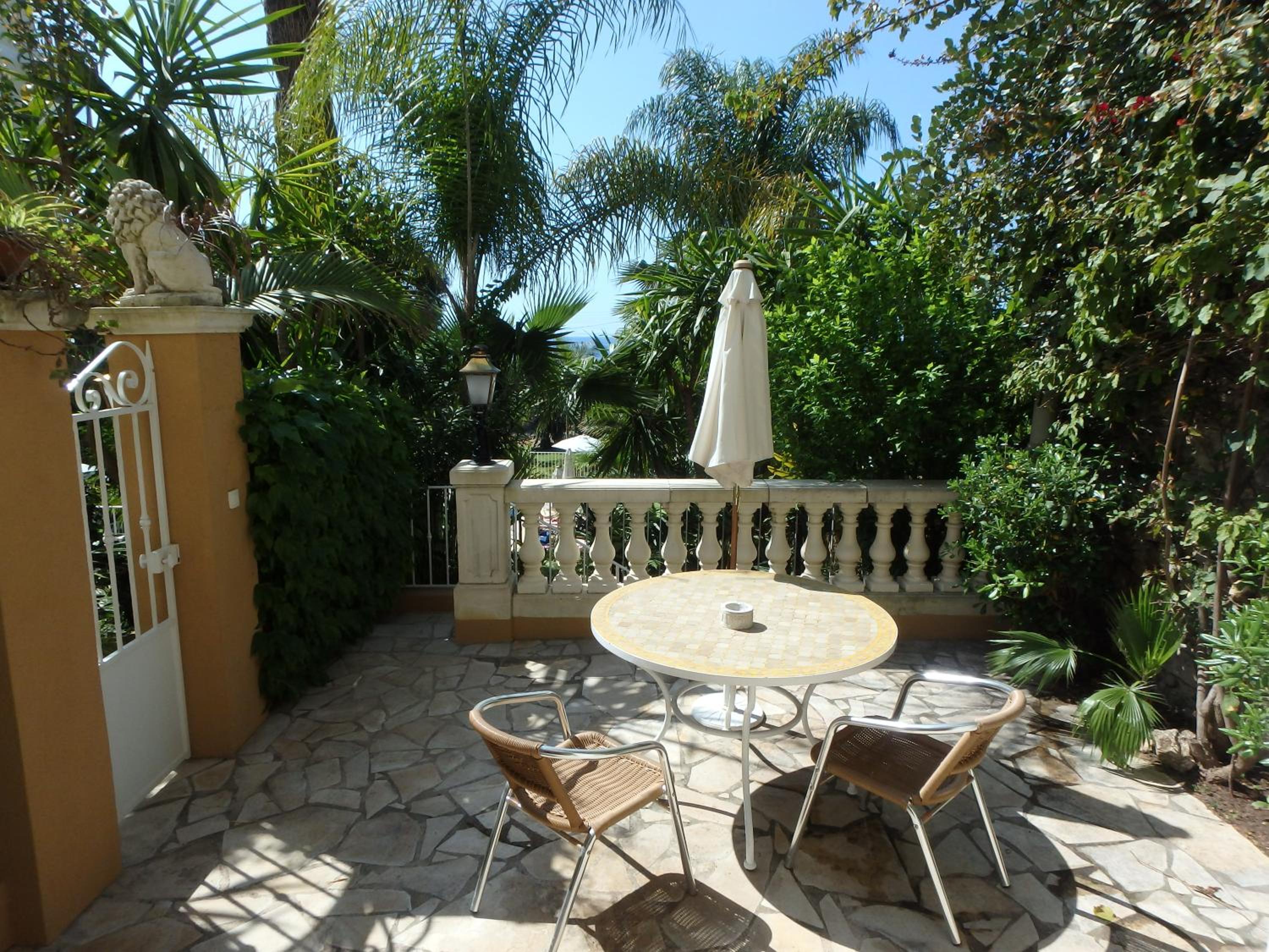 outdoor BBQ area