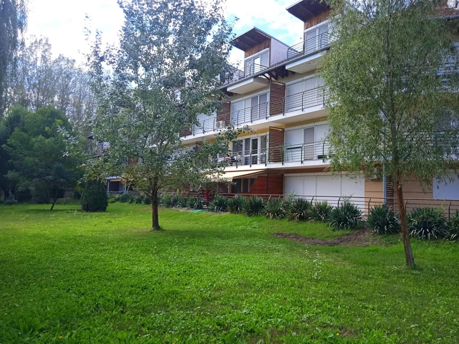 Csiribá Apartman view 3