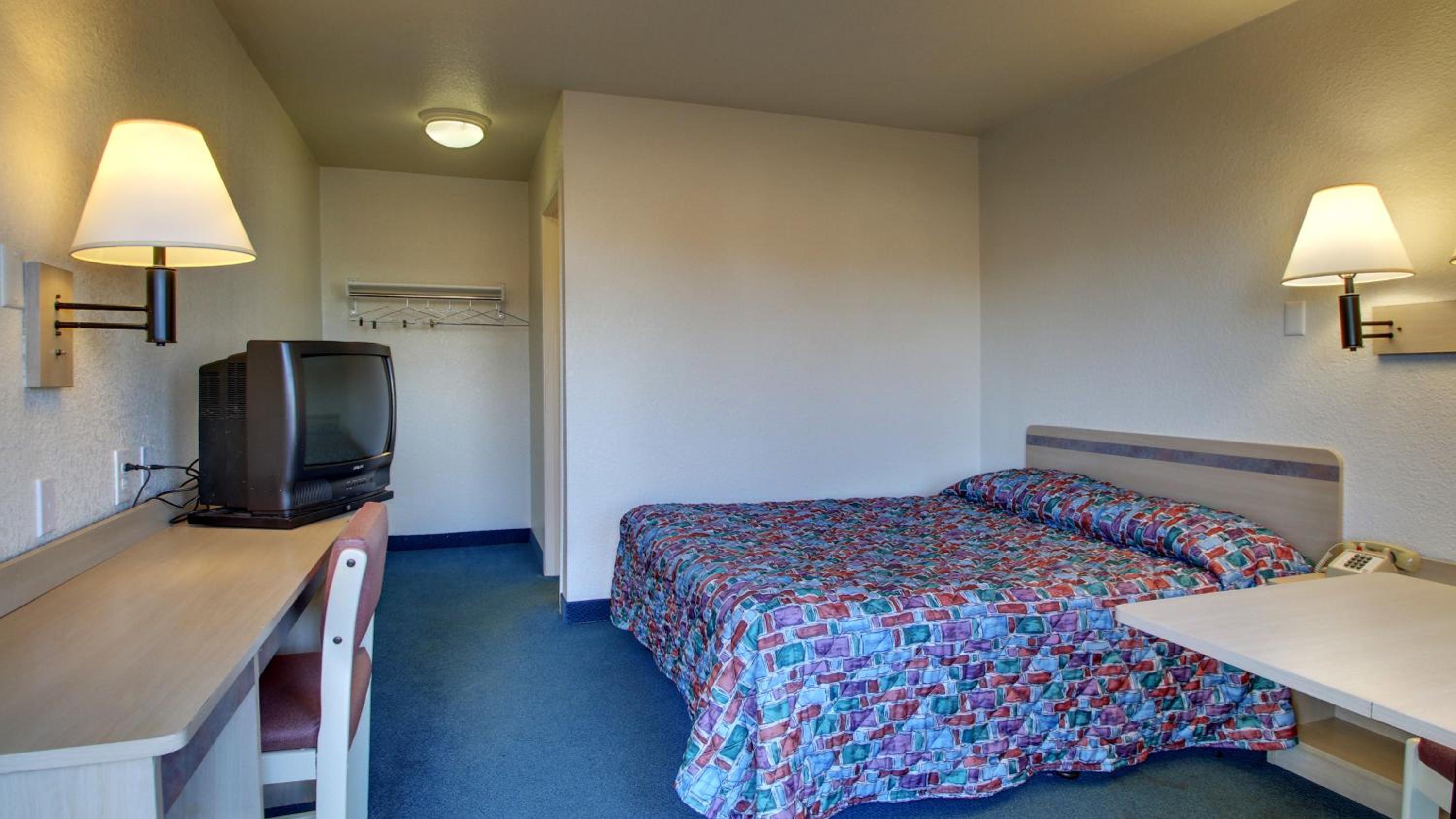 Motel 6-Owensboro, KY