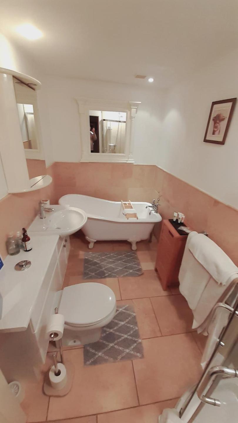 Trafford Bank Guest House