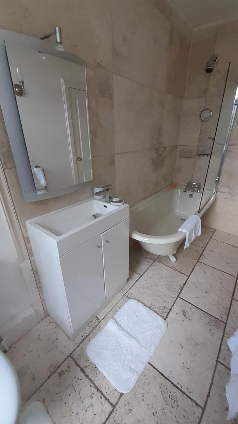 Trafford Bank Guest House