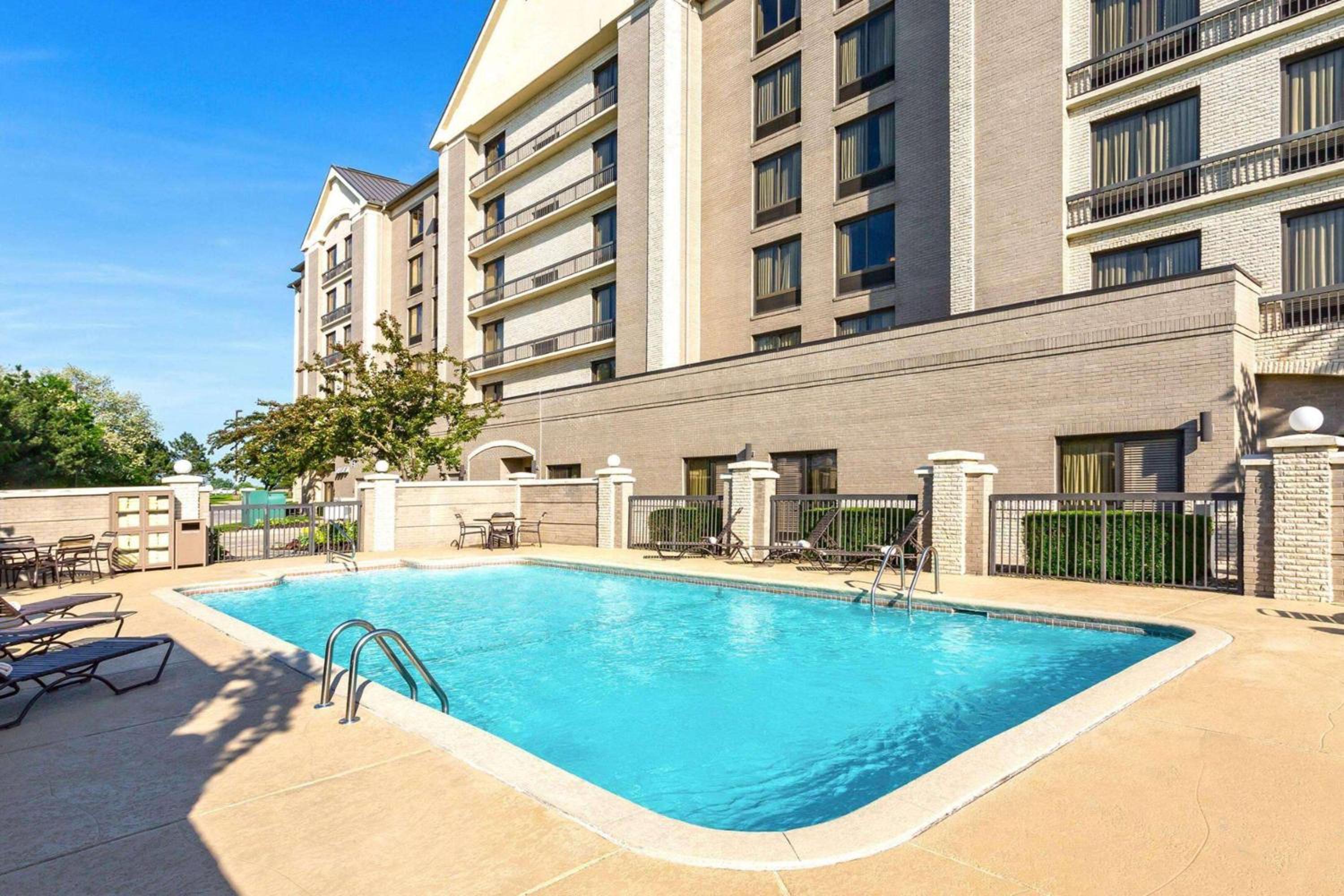 Kansas City Vacations - Wyndham Garden Kansas City Airport - Property Image 31