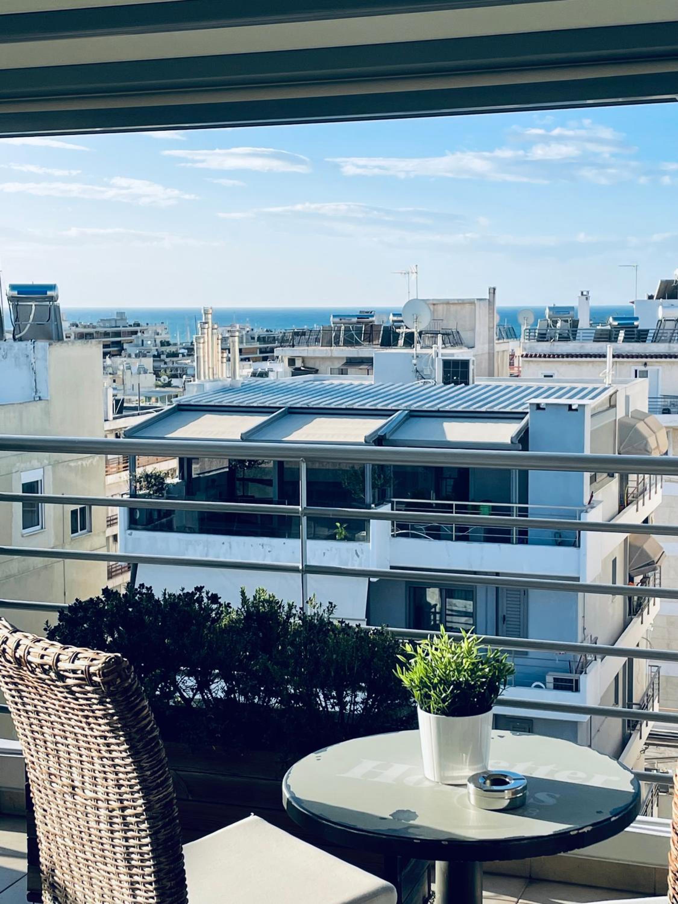 Luxury Penthouse Studio with Sea View, Palaio Faliro