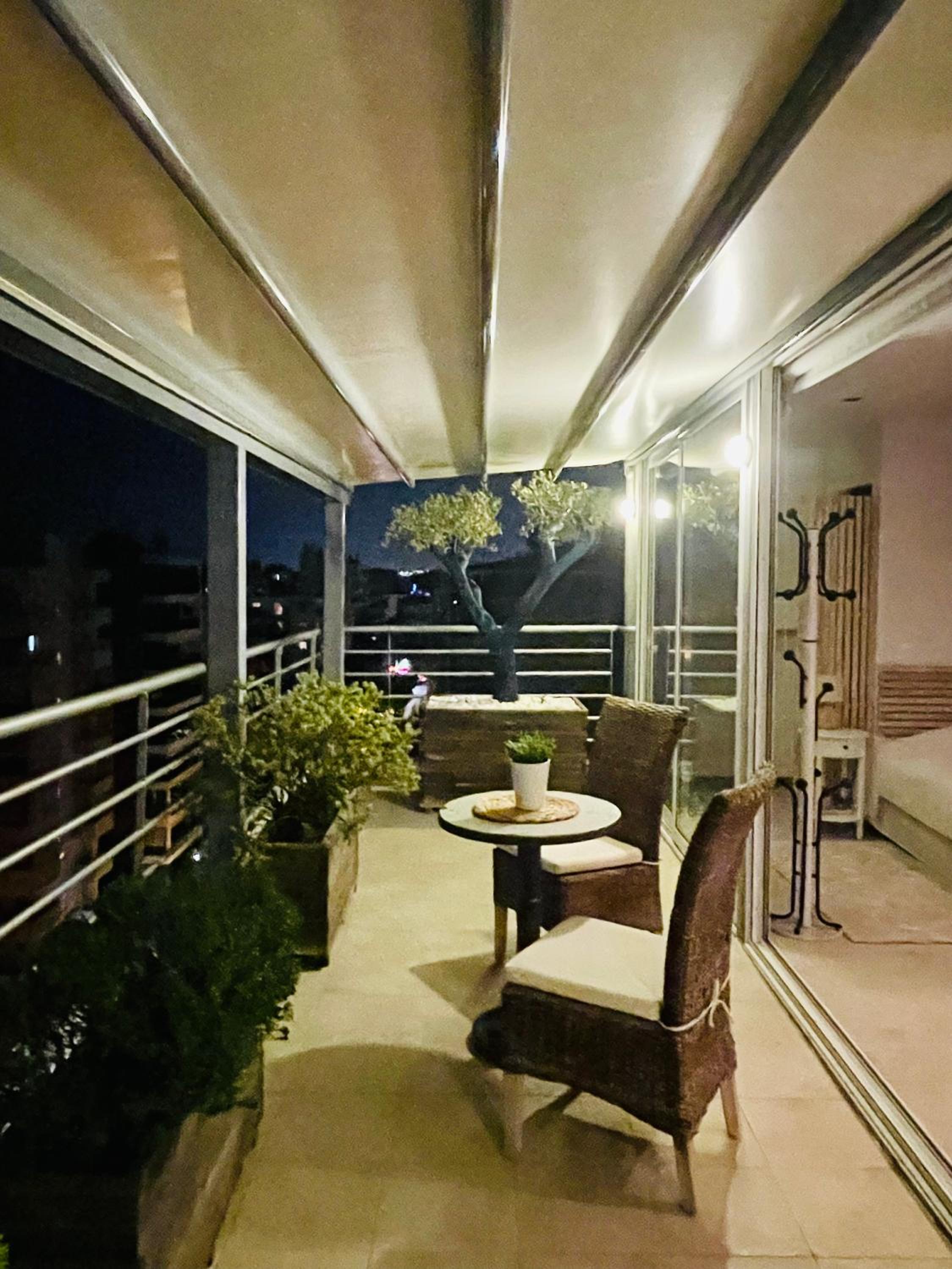 Luxury Penthouse Studio with Sea View, Palaio Faliro