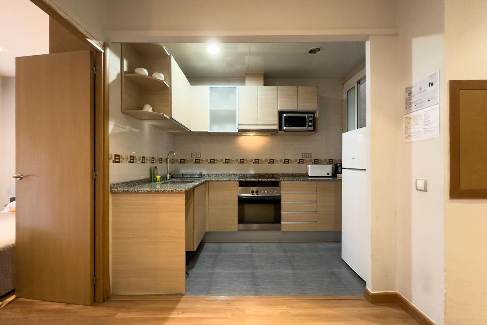 ApartEasy - Central Gracia Apartments