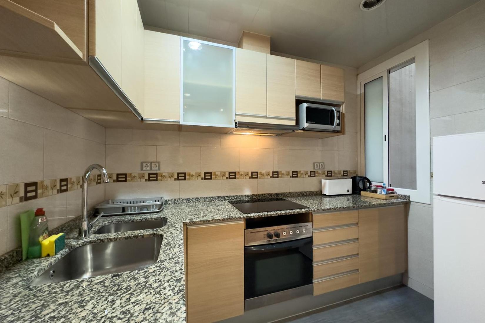 ApartEasy - Central Gracia Apartments
