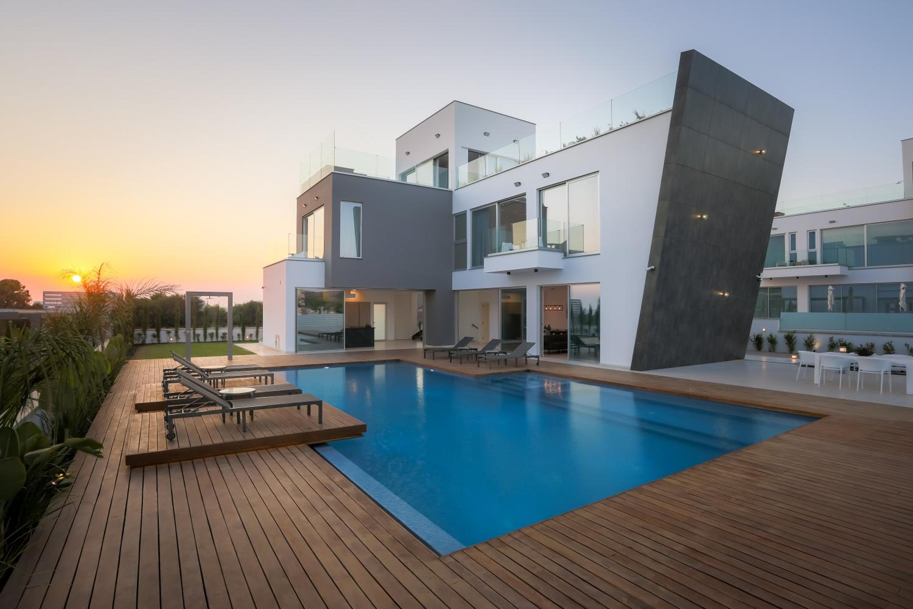 Cove Seaview Villas - Neptune