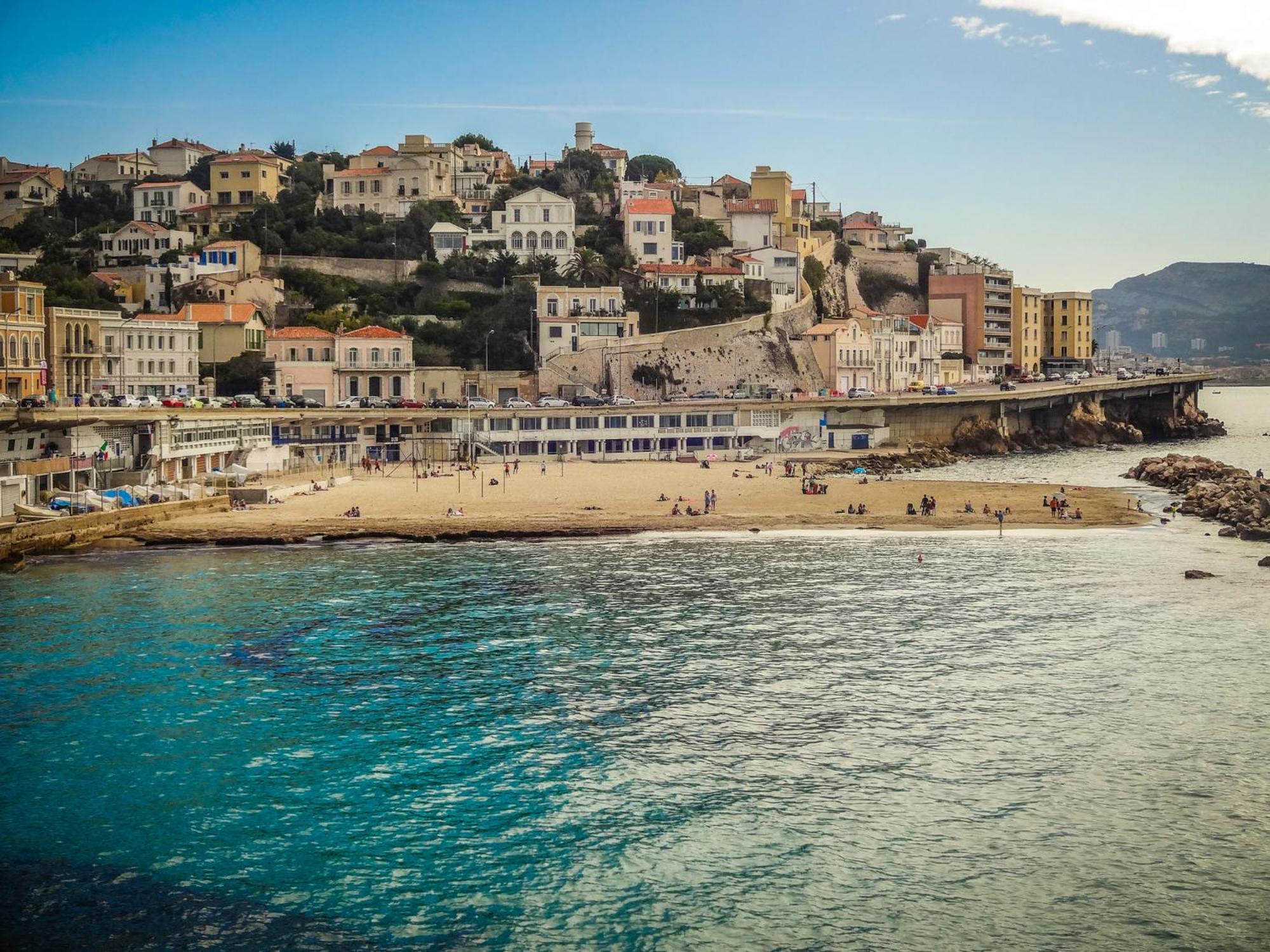 T2 équipé au calme + Terrasse à 1 km de la Mer