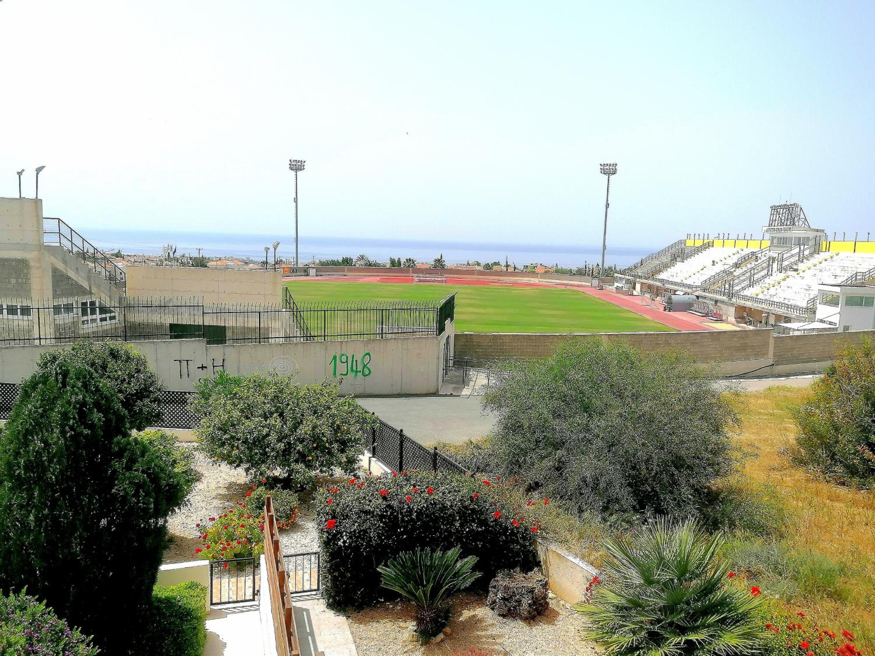 A Heaven on Earth Ενας επιγειος παραδεισος