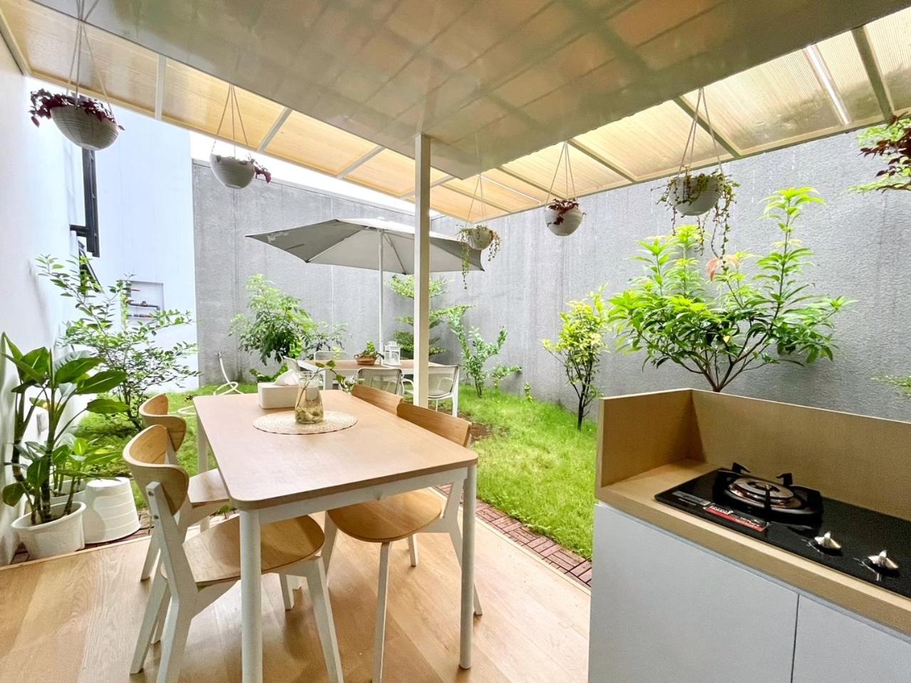 Larisa Homestay Syariah view 3