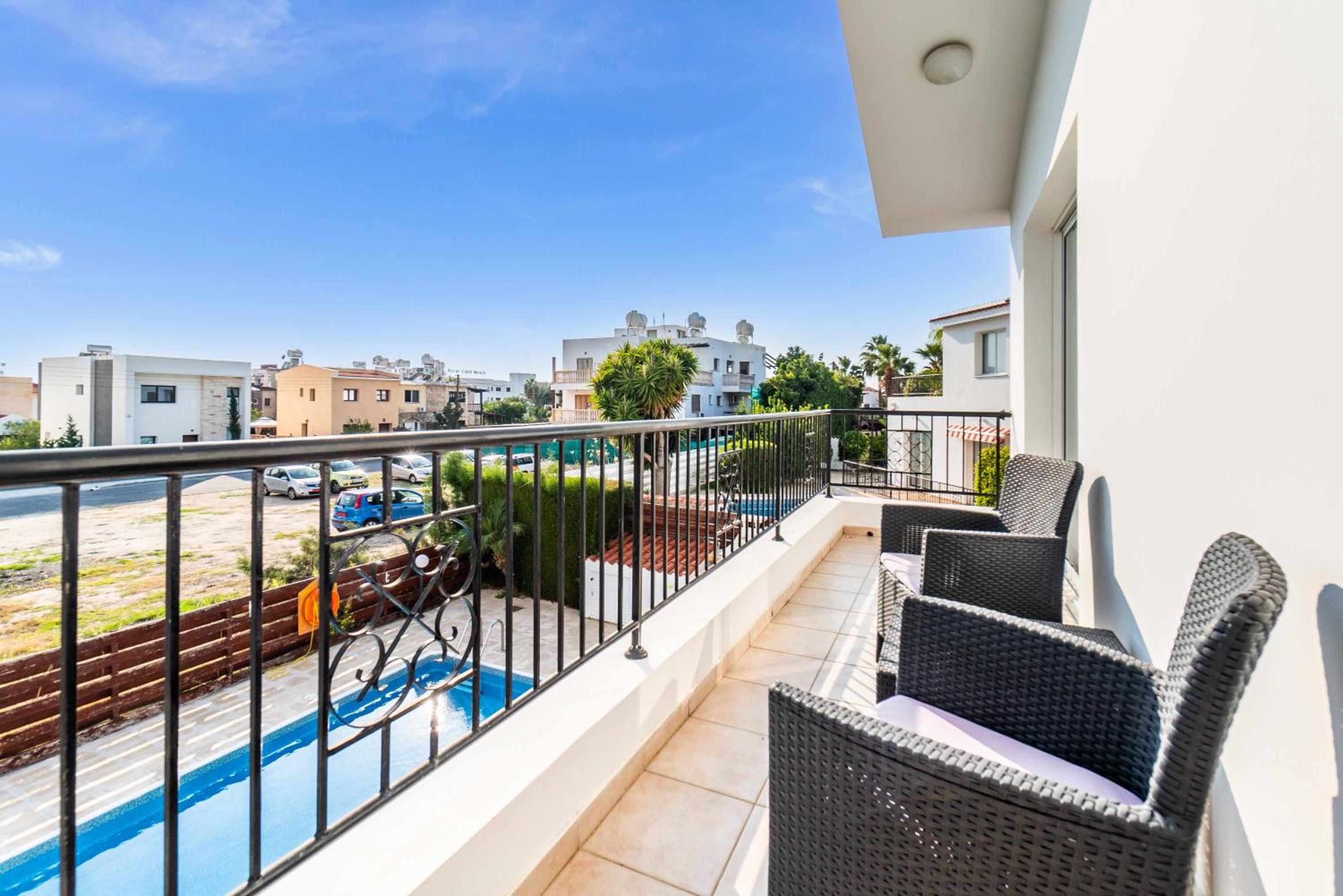 Villa Roker by Ezoria Villas