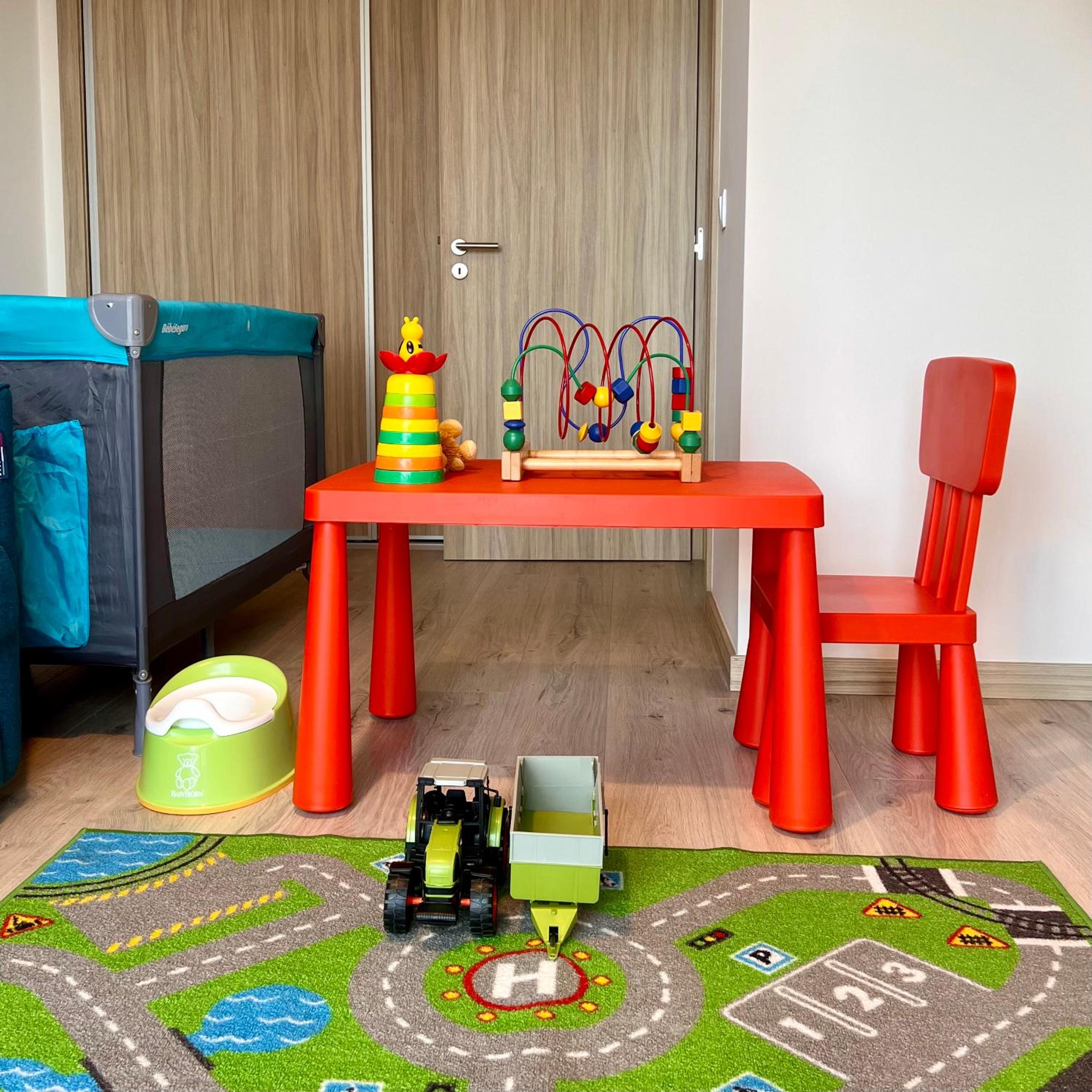McRamé Design Apt Sea View, Beachfront, Swimming Pool, 2BDR, 2BAR, 6 pax, Praia da Rocha view 5